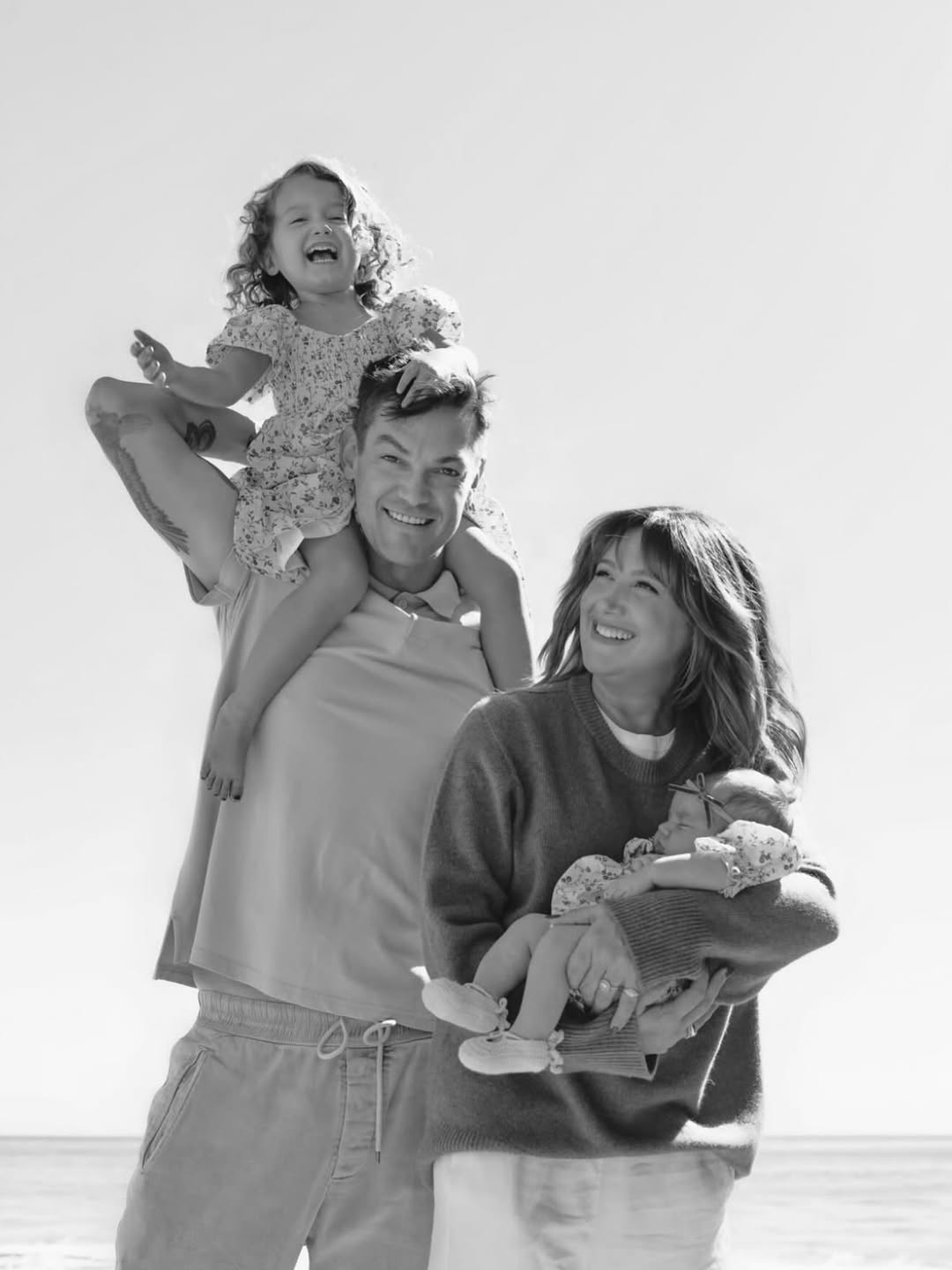 艾希莉和老公弗蘭奇育有2個女兒。（翻攝ashleytisdale IG）