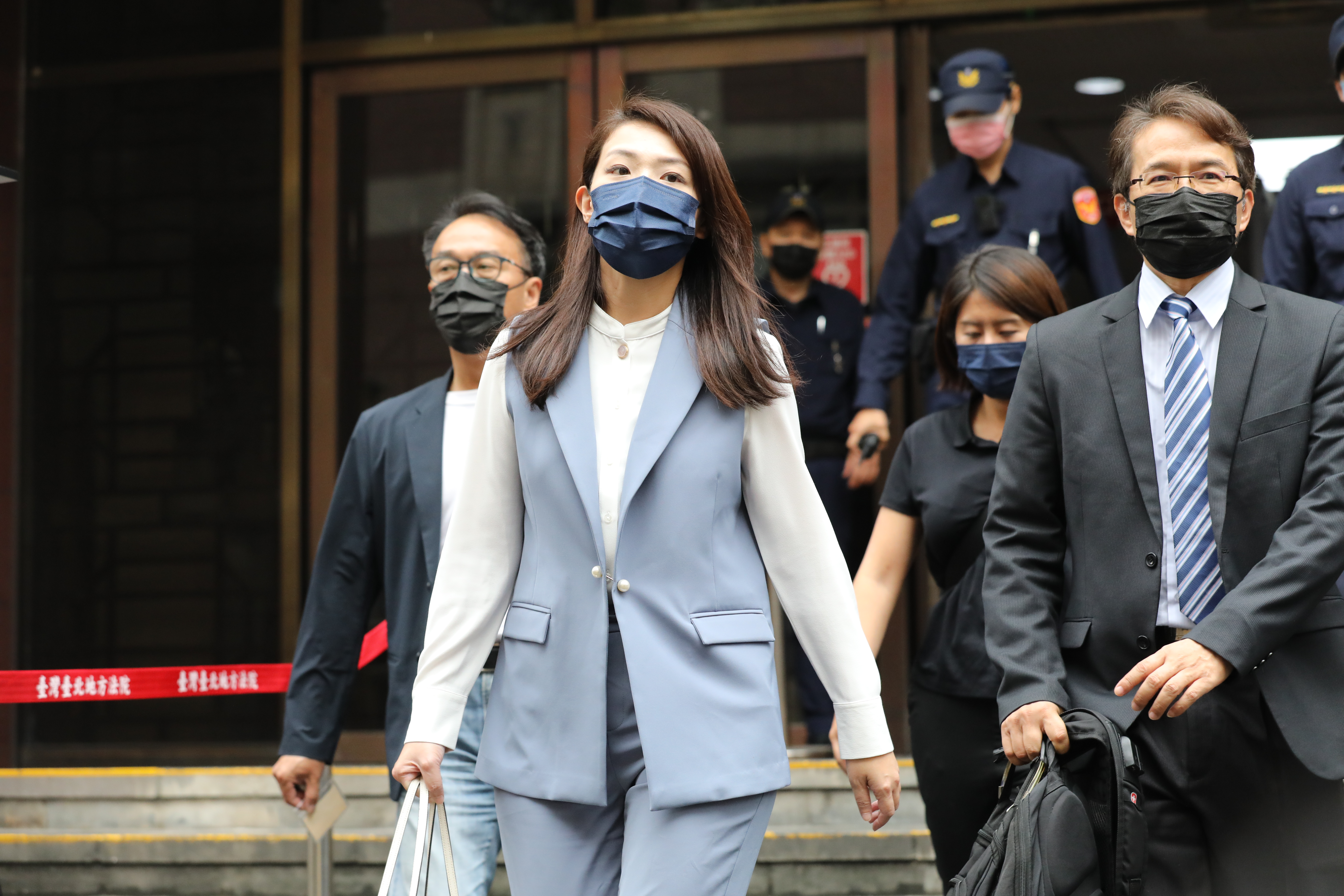 高虹安遭檢方以貪污罪嫌起訴，今赴台北地院開庭。