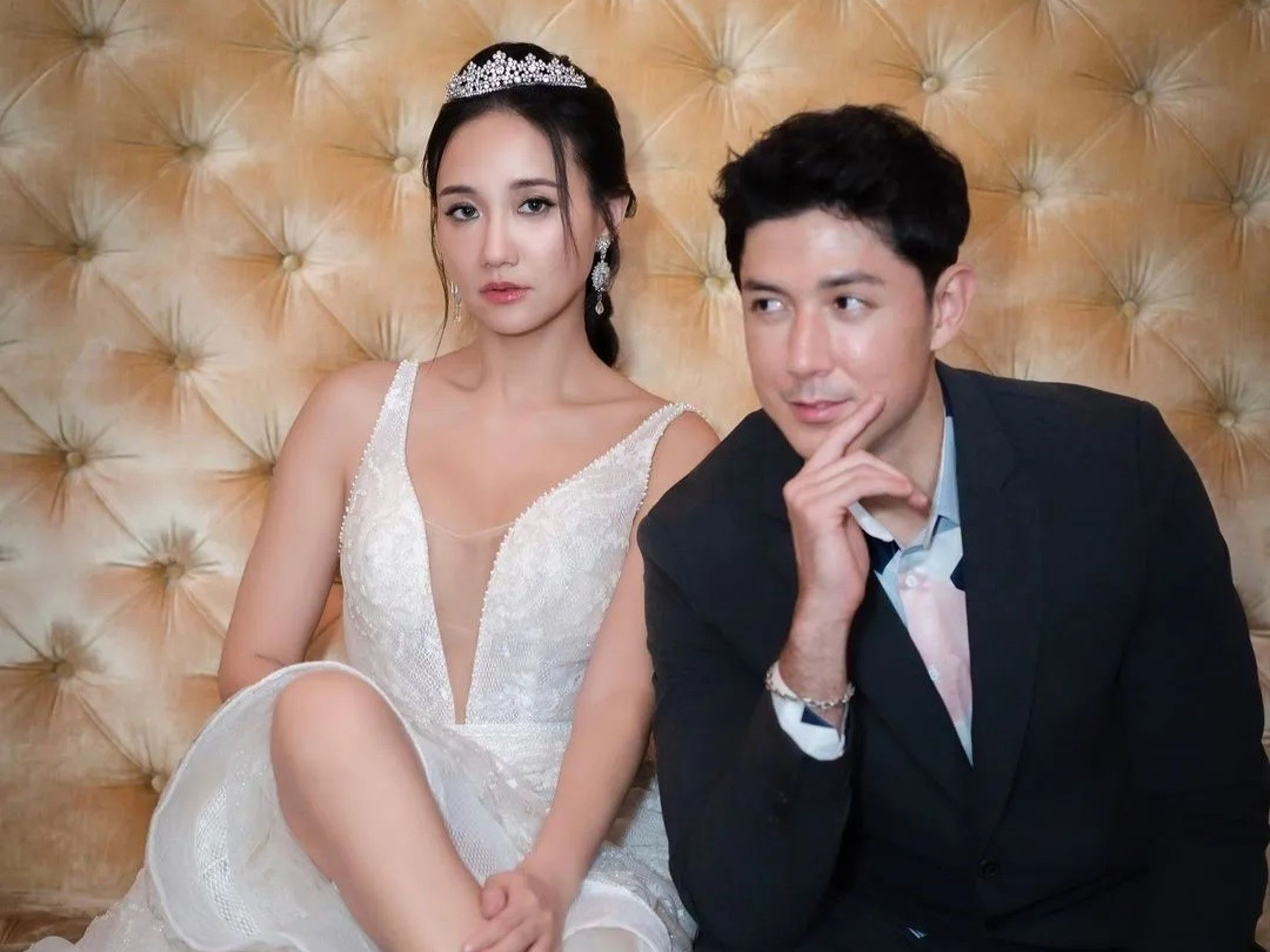 何妤玟曬出婚紗照，一度讓網友以為她梅開二度。（翻攝自何妤玟IG）