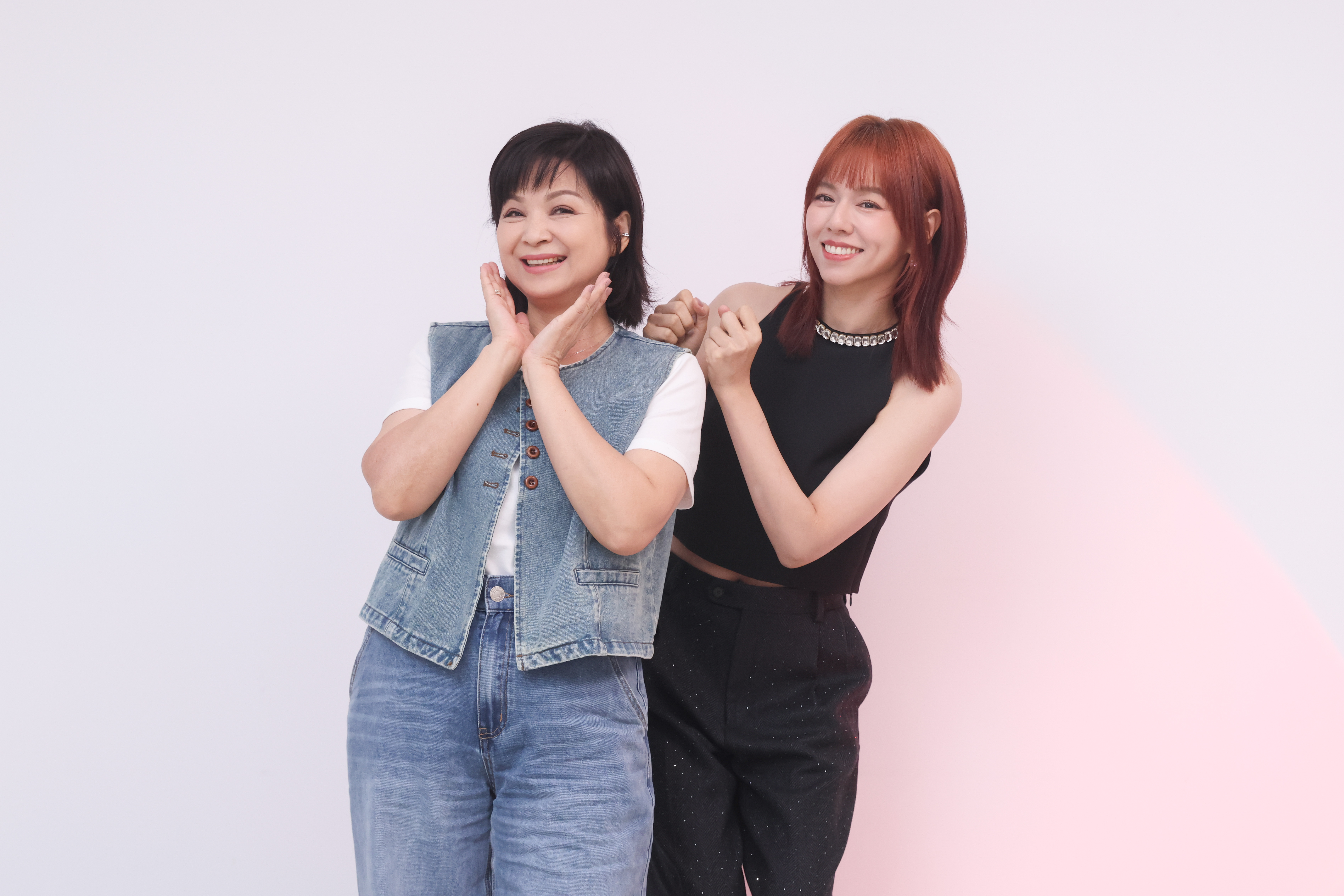 夏于喬（右）自認與楊貴媚（左）有一定程度的「母女臉」，連導演老公林書宇也認同，因此媽媽角色很快就敲定楊貴媚演出。