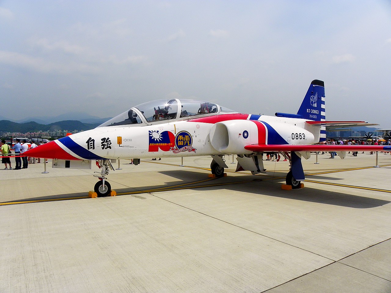 AT-3機具備短場起降,良好之中低空空戰性能,為全世界同等級飛機中極為優良的中低空戰機。(翻攝自漢翔航空)
