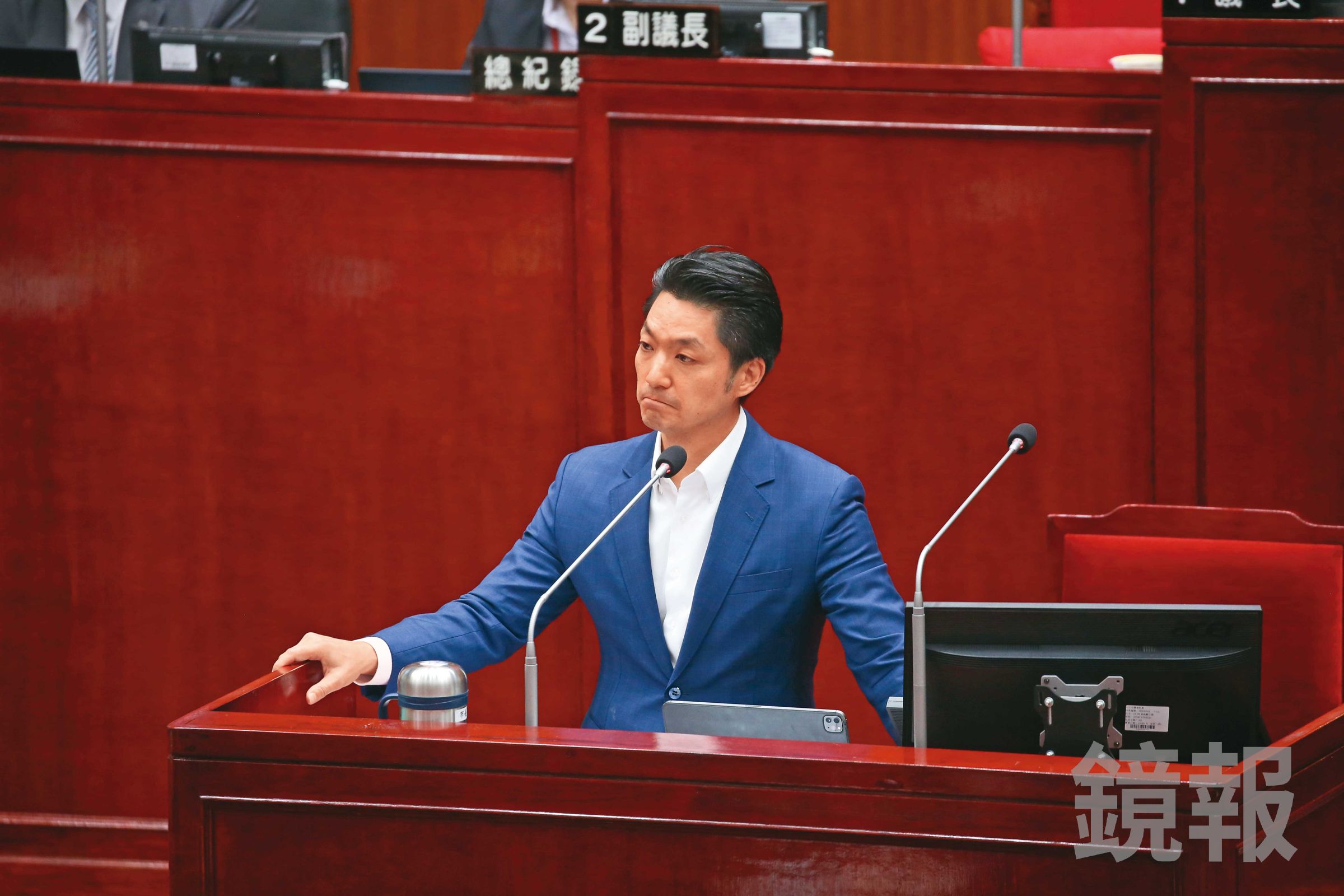 台北市議會提案要市政府「還稅於民」，蔣萬安表示：「市府必須考量整體財政狀況及財政紀律原則。」（鏡報董孟航）