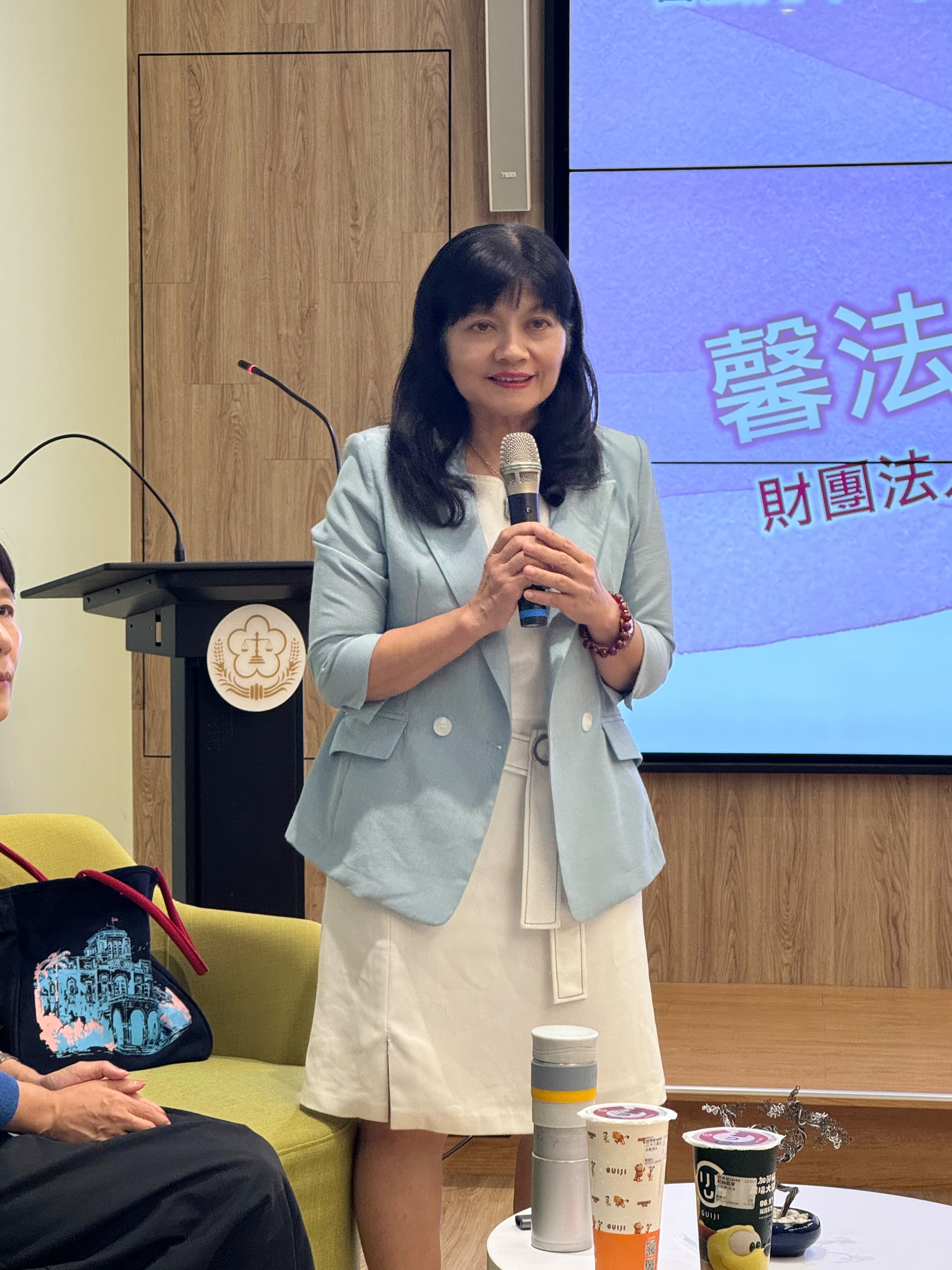 高檢署主任檢察官侯千姬今主持記者會。