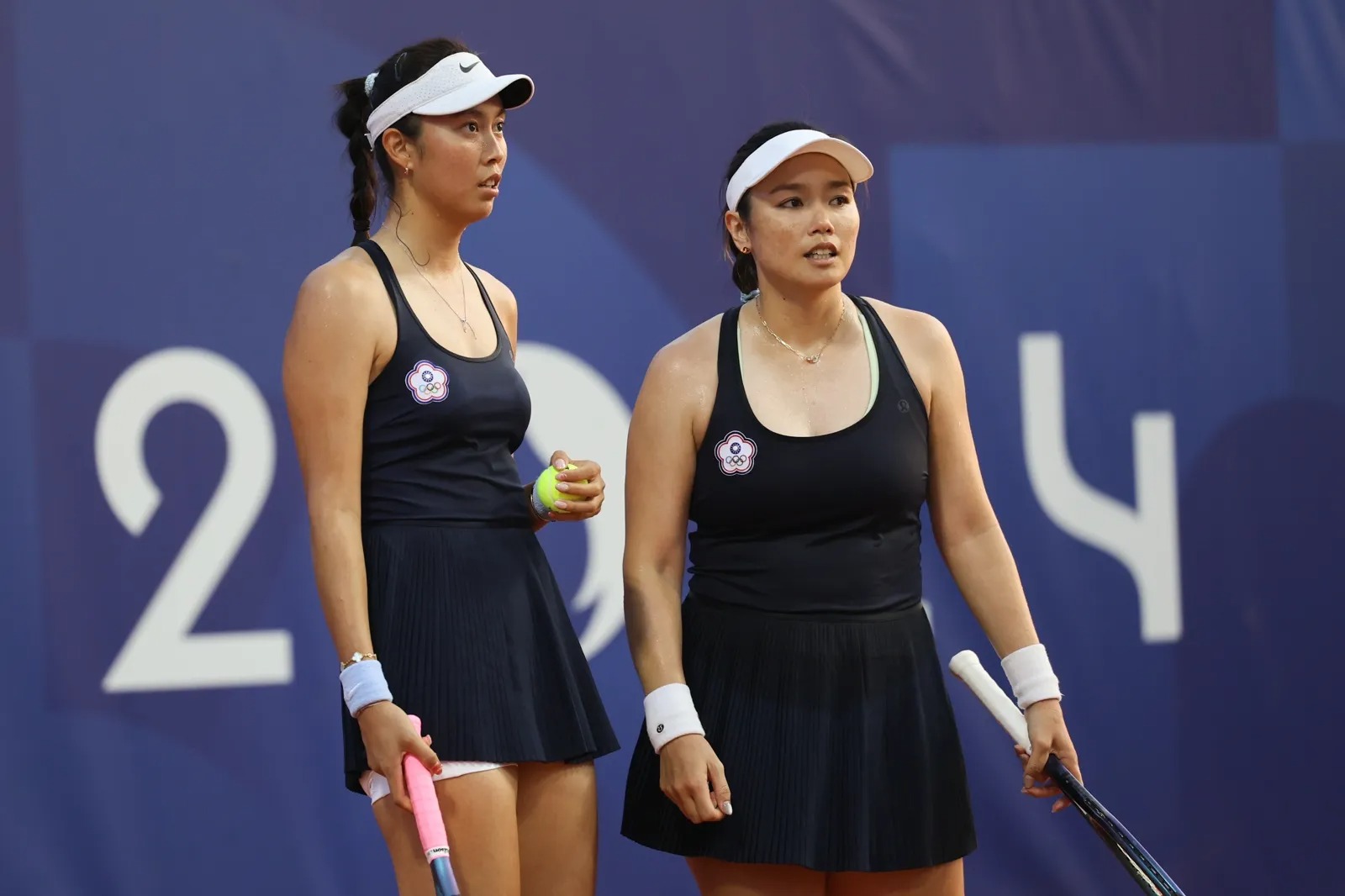 詹皓晴（左）和詹詠然（右）在巴黎奧運第一輪就出局。（中華奧會提供）