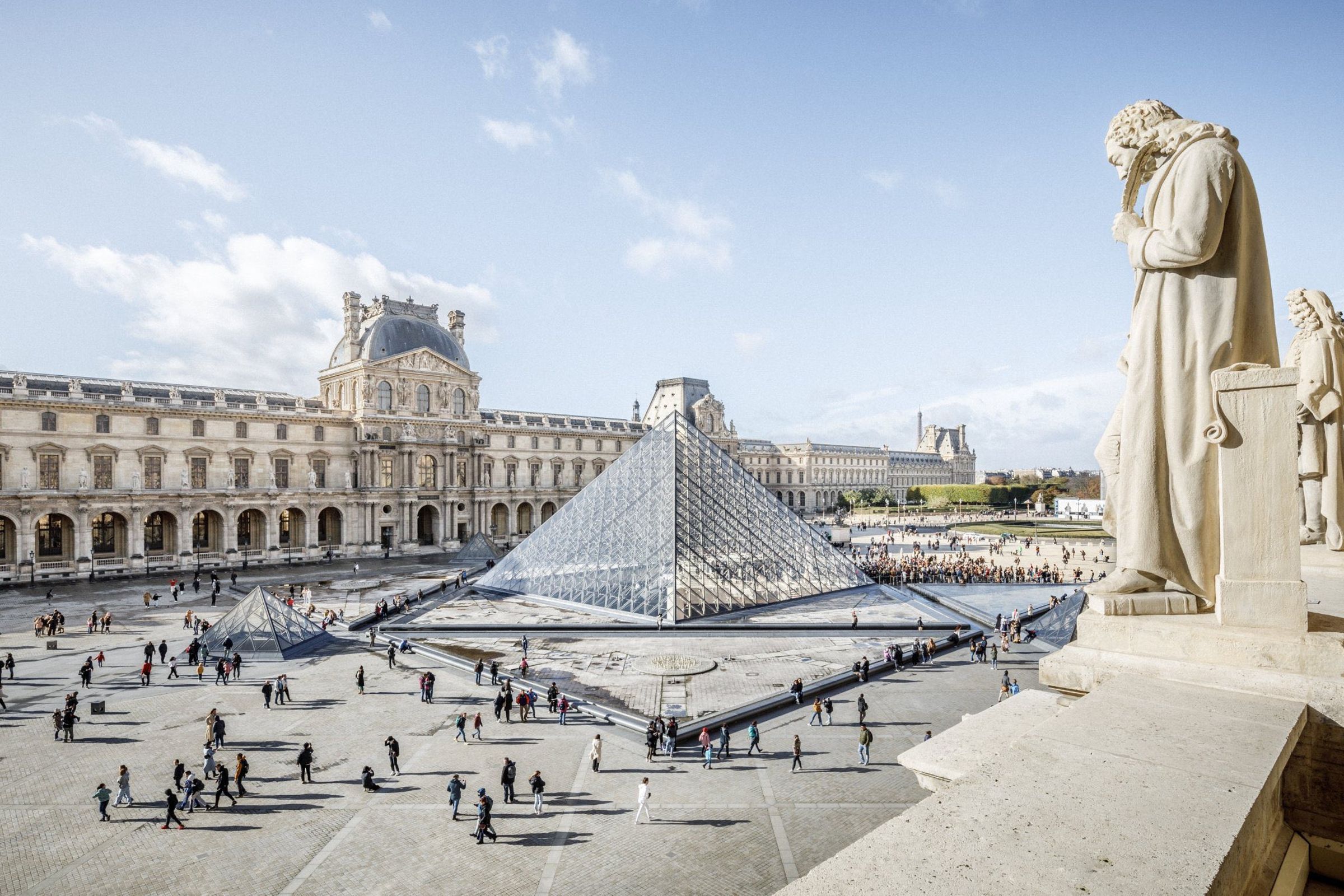 震驚全球的法國羅浮宮(Louvre)皇冠珠寶失竊案有了最新進展。(翻攝X/@MuseeLouvre)
