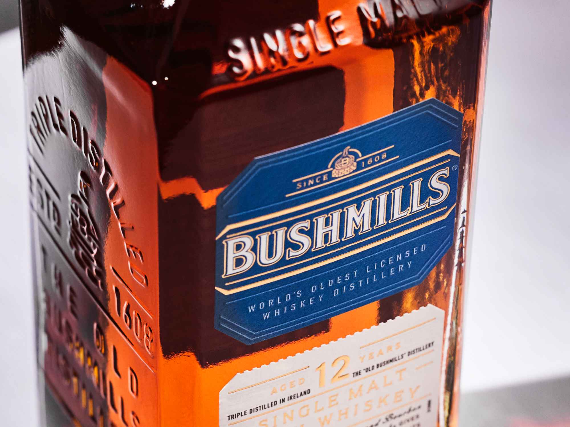 酒誌 2026／SPECIAL FEATURE／酒界資優生：Bushmills 鉑仕麥！超越單一熟成的維度

