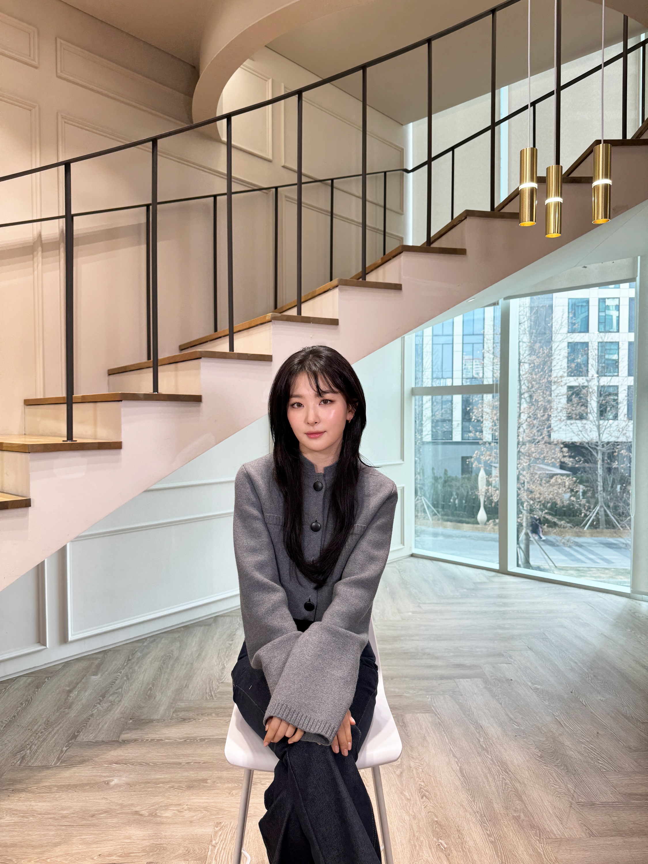 Red Velvet成員SEULGI發現30歲後對自己有了更多認識,更坦率地表達喜好與弱點。(SM Entertainment提供)