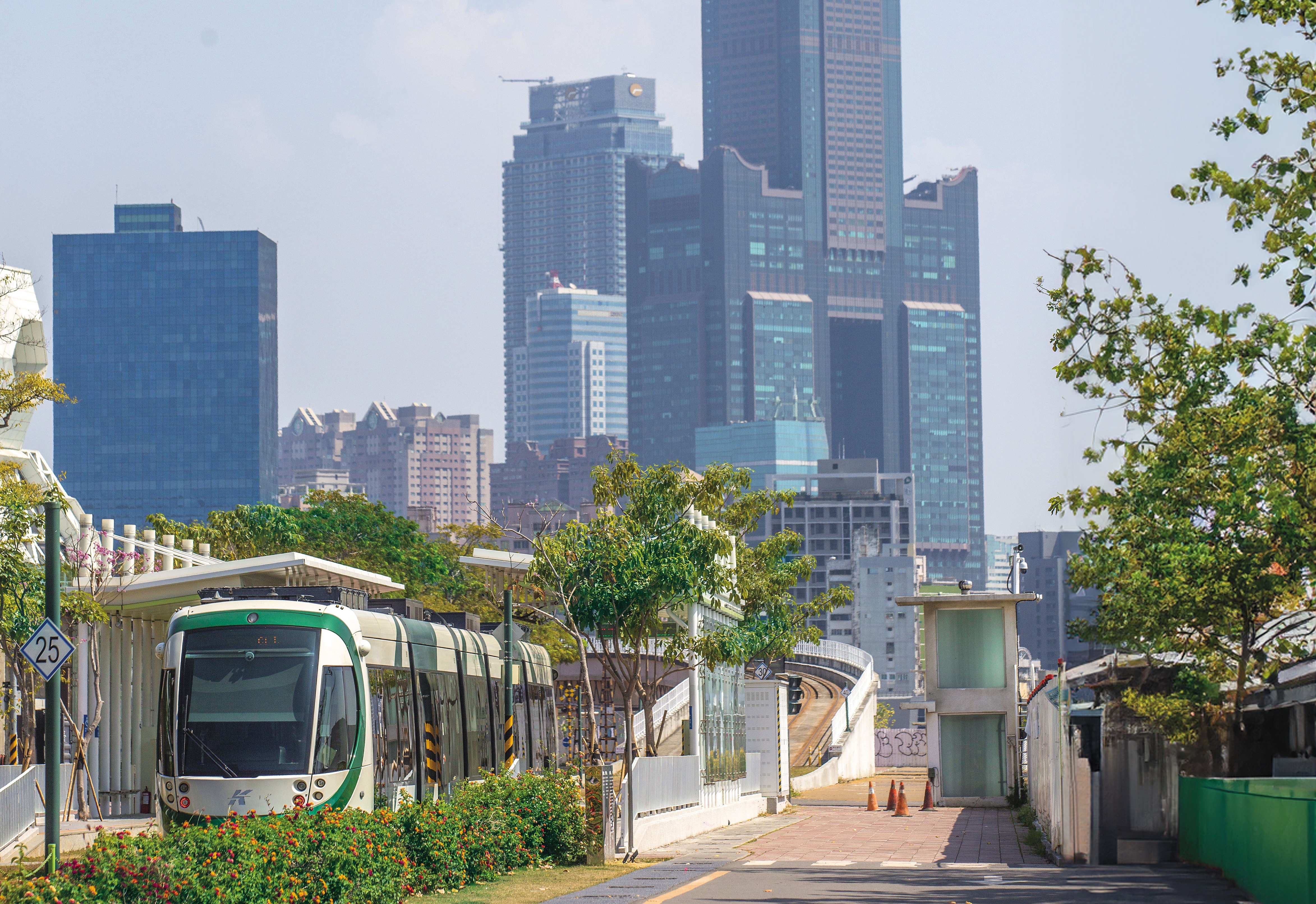 李文森買房跟著基礎建設走,如今滾出5000萬身價。