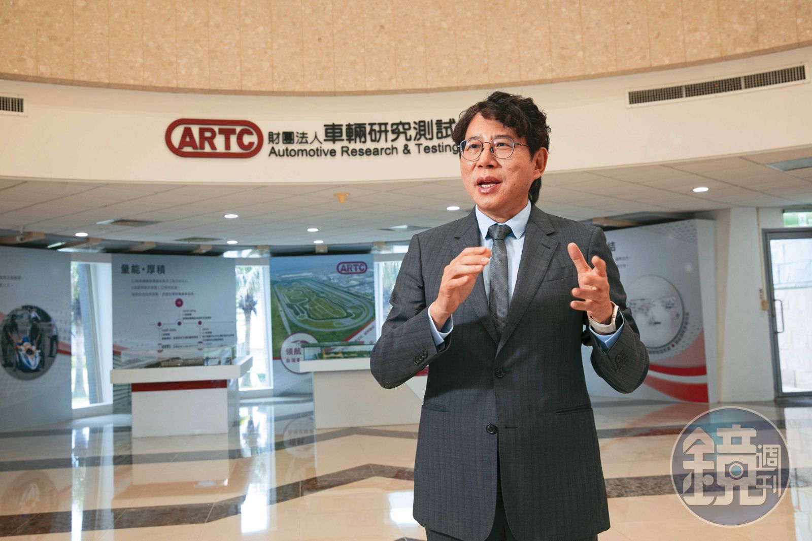 自駕電巴拚國產1／避車廠強項轉攻「智慧座艙」 台製自駕電巴美國學生先享受