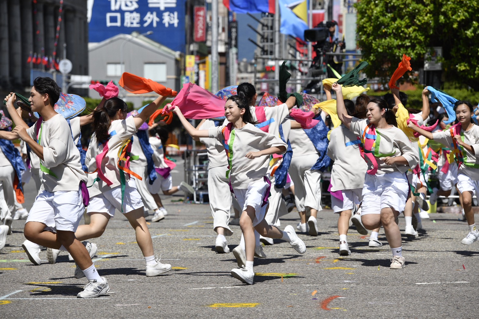 熱爆國慶連假!台北高溫飆到38度,然而下週迎冷空氣襲台,有望降溫。(鏡報李智為攝)
