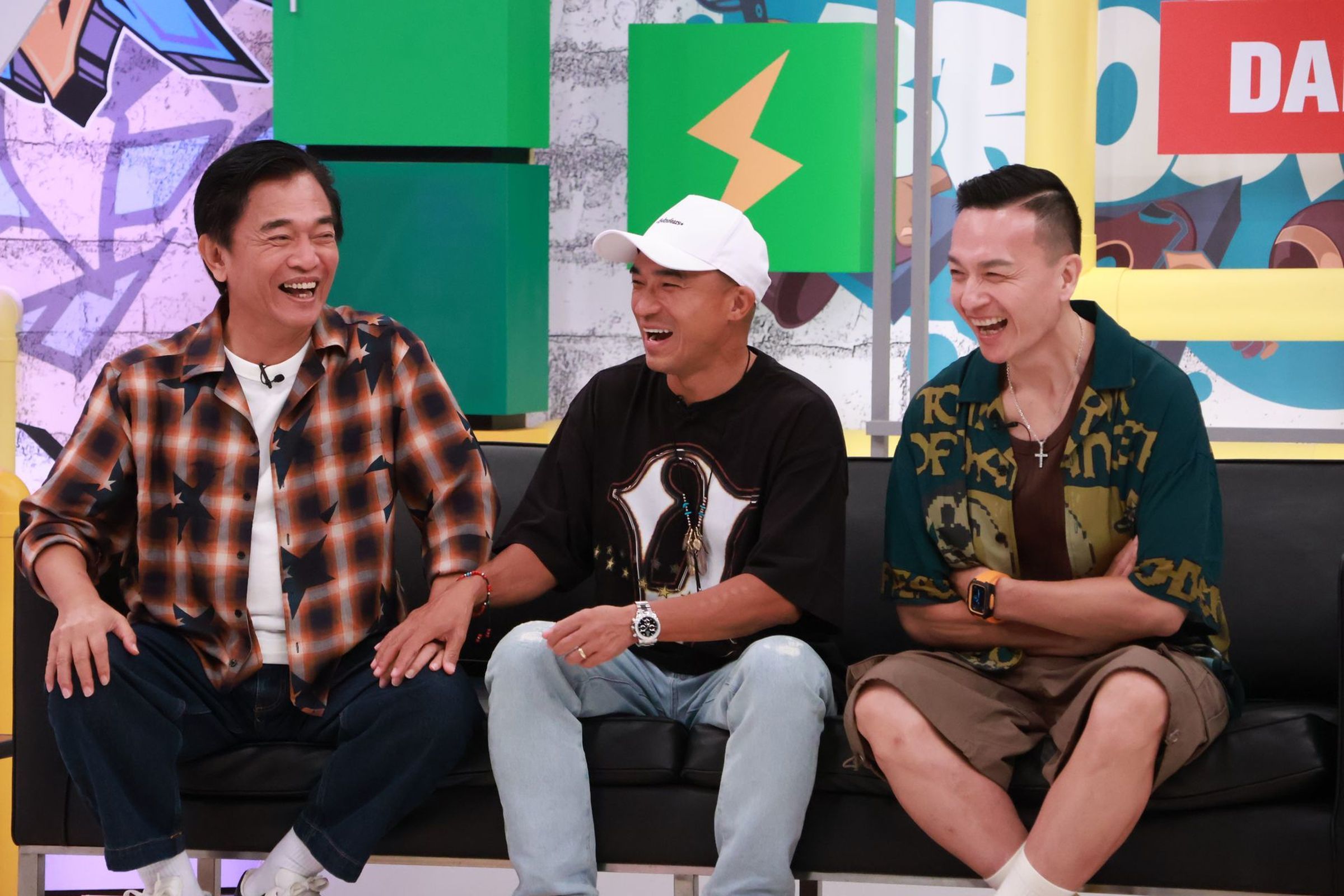 小鐘、小馬與劉畊宏3人曾同時追過王婉霏。（翻攝自網路）