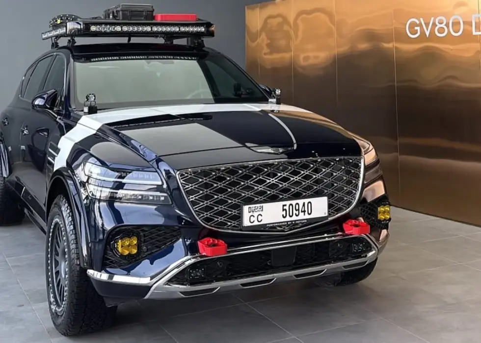 【海外車訊】當賽車傳奇遇上越野之魂！Jacky Ickx與Genesis GV80的命運交會