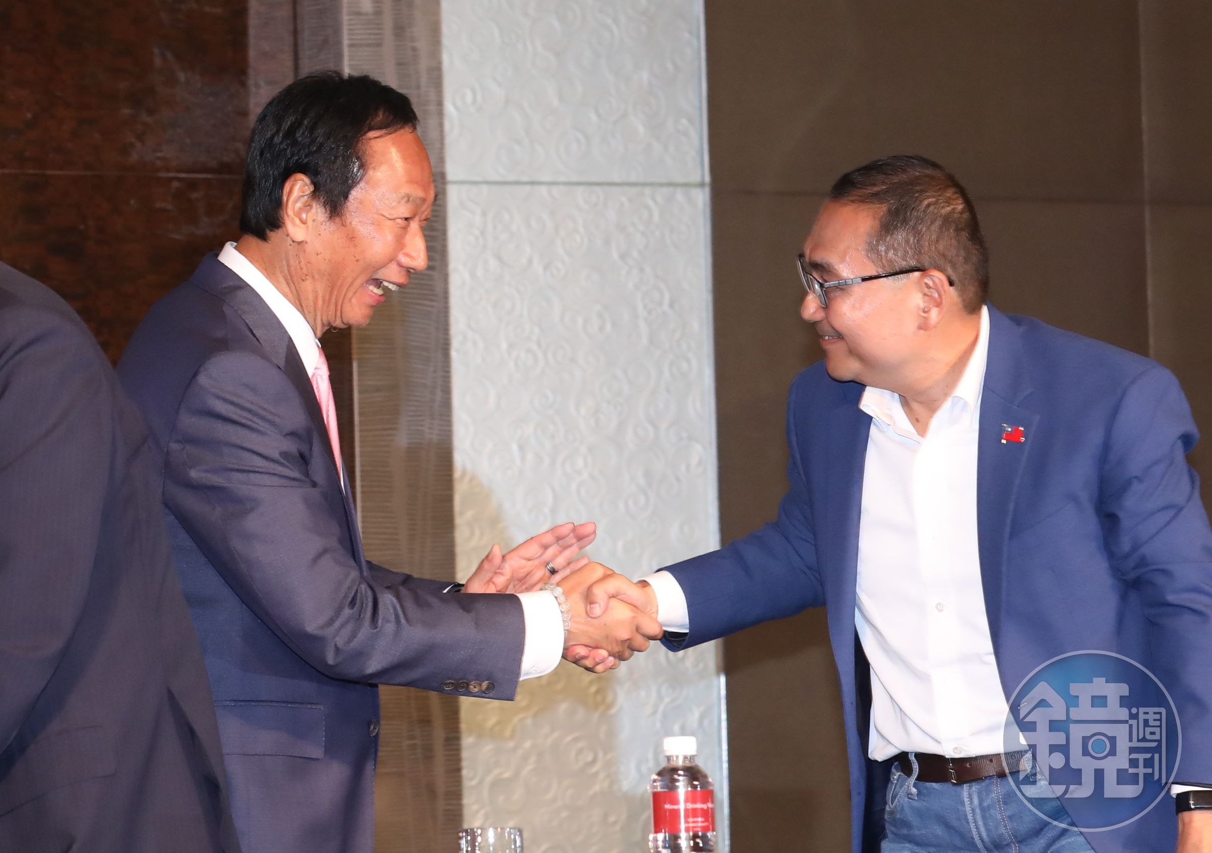 黃健庭透露，其實郭台銘、侯友宜在宣布參選時早就談好了。（圖為2023年11月23日的君悅飯店記者會，資料照）