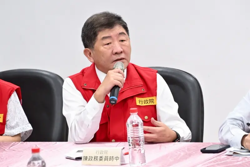 行政院政務委員陳時中今日指出，養豬場已4個月未上傳廚餘蒸煮紀錄，地方政府卻未稽查也未開罰，這個觀念不對。（行政院提供）