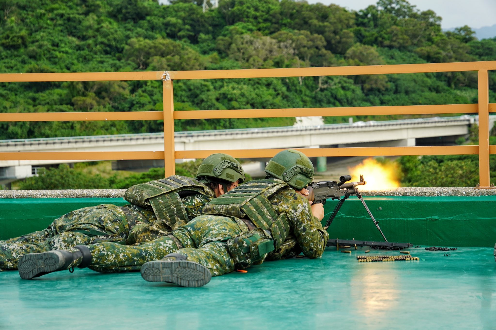 成功嶺一名新兵打靶時發生嚴重意外，家屬今日發出5點聲明，嚴厲譴責受傷照片外流，同時呼籲檢調秉公處理、還原事情真相。（示意圖，翻攝自國防部發言人臉書）