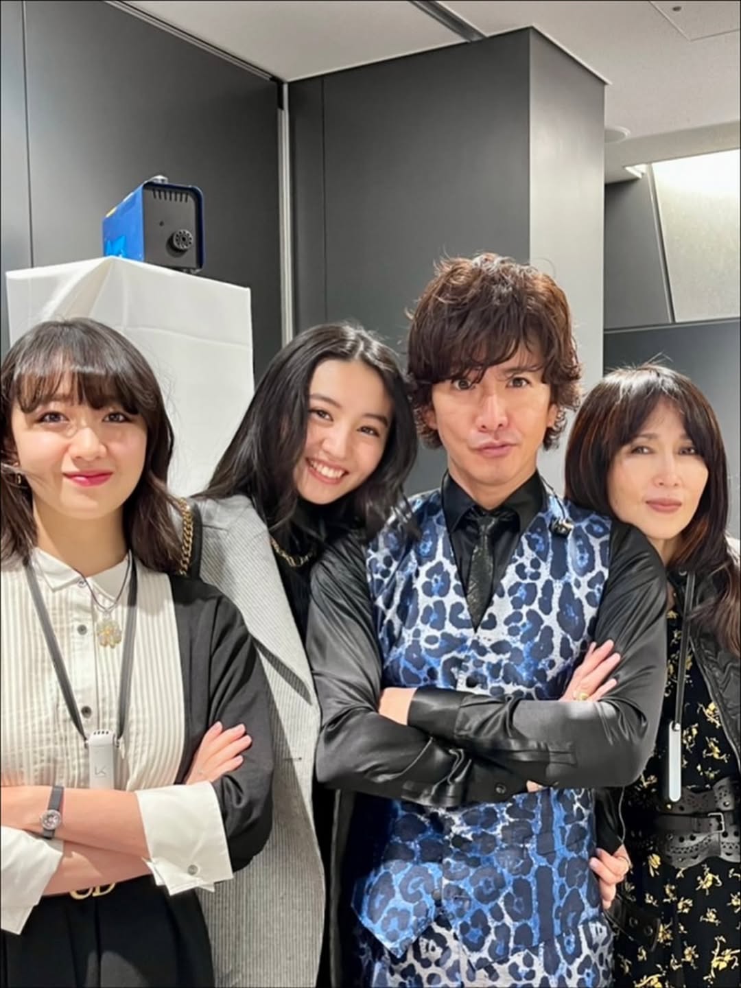光希貼出一家四口近期的合照，為爸爸慶生。（翻攝koki IG）