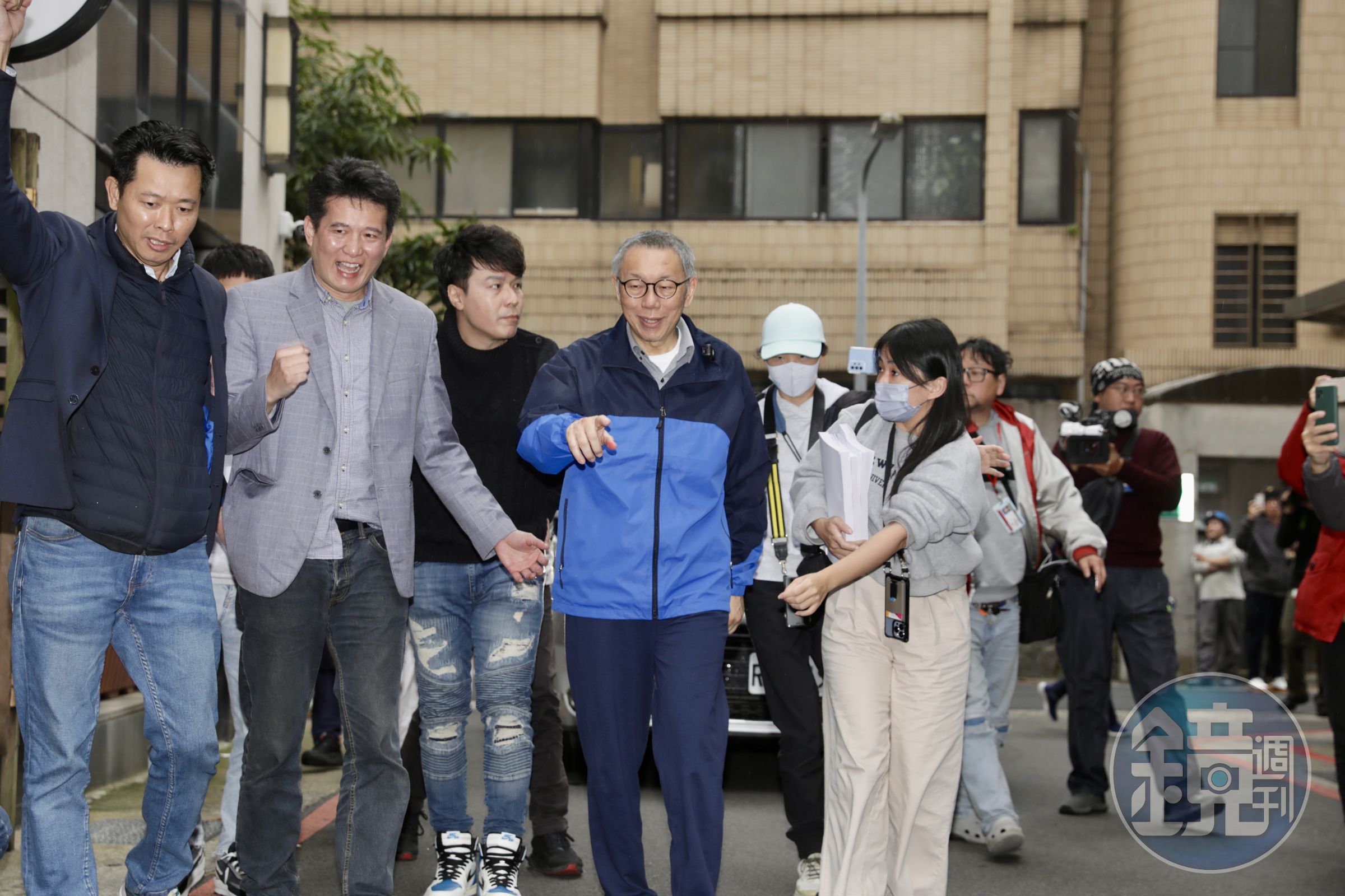 柯文哲涉入京華城容積、政治獻金案，遭台北地檢署正式起訴。