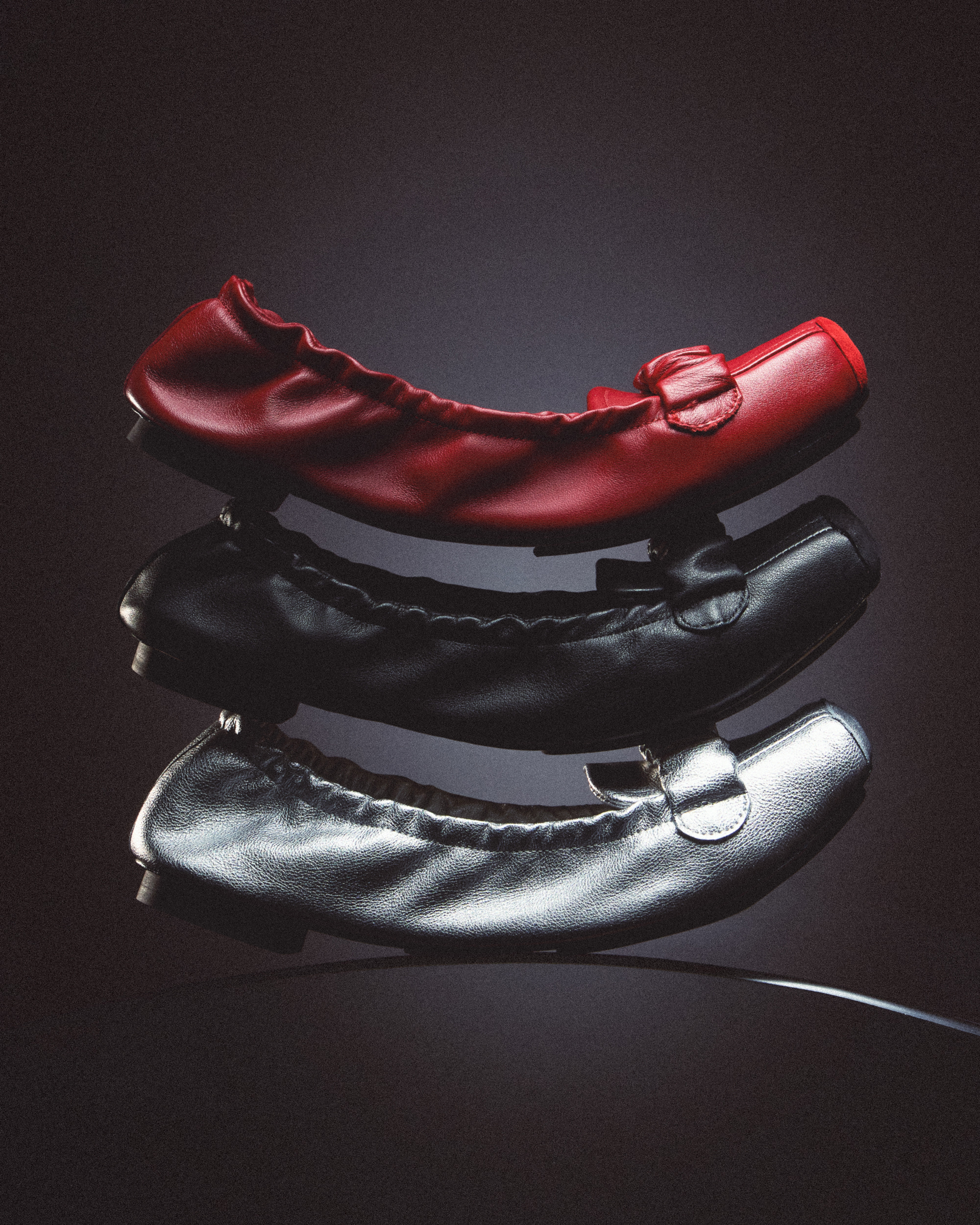 Repetto X Yohji Yamamoto聯乘系列在時隔24年後,推出3款配色。(永三提供)