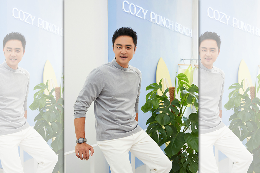 明道才在巴黎為服裝站台。（微博）