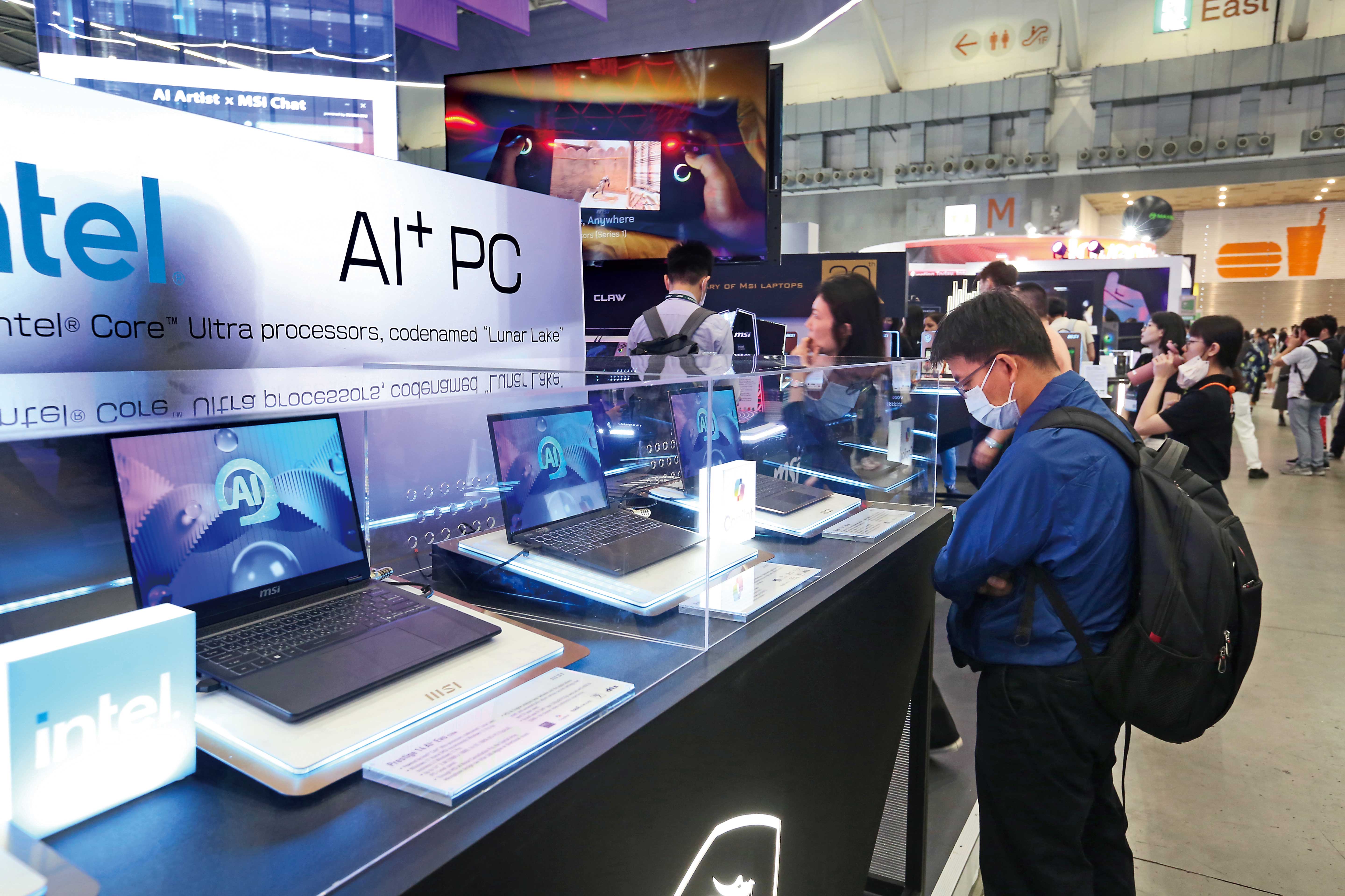 看準先進光努力轉骨，打入蘋果iPad和AI PC鏡頭，王宏智去年買進已翻倍賺。