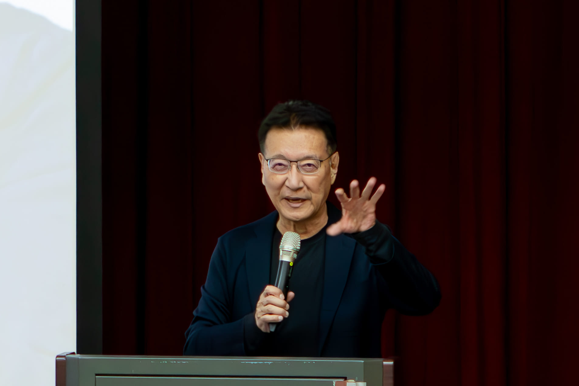 趙少康才喊話解放軍「選前一週別擾台」，但中國連續兩天都派機艦、空飄氣球擾台。（翻攝自臉書＠趙少康）