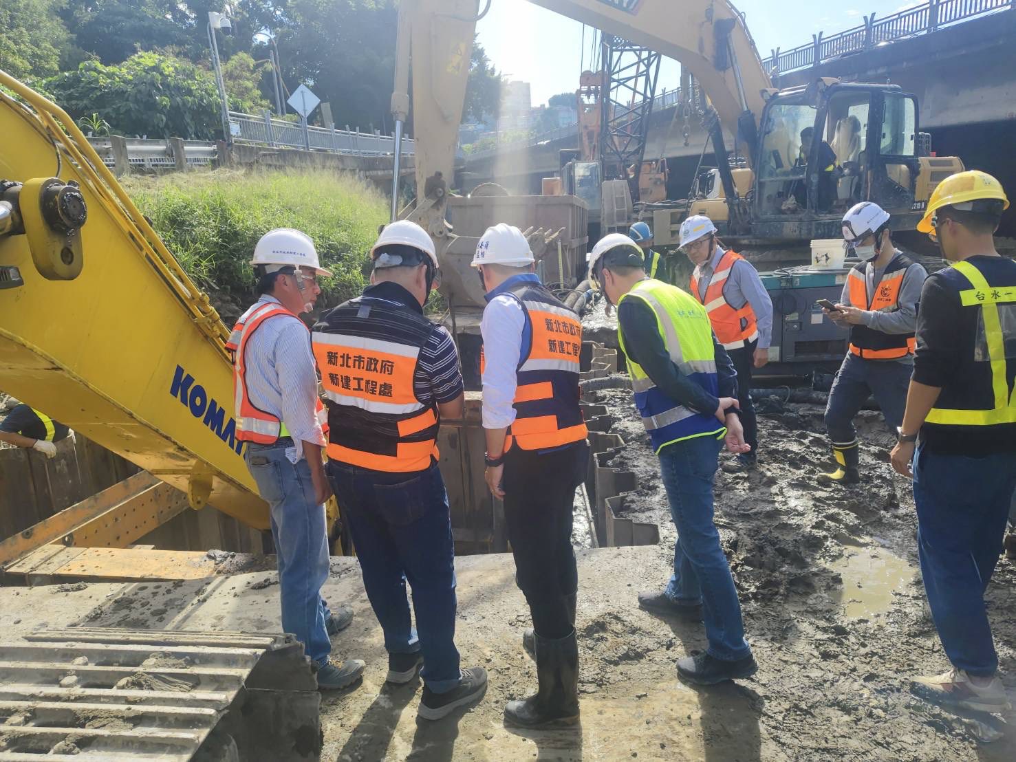 許多大型社區反映家中水龍頭仍然未出水。對此，立委洪孟楷在臉書上提出3項措施，要求台灣自來水公司強化支援。（翻攝自洪孟楷臉書粉絲專頁）