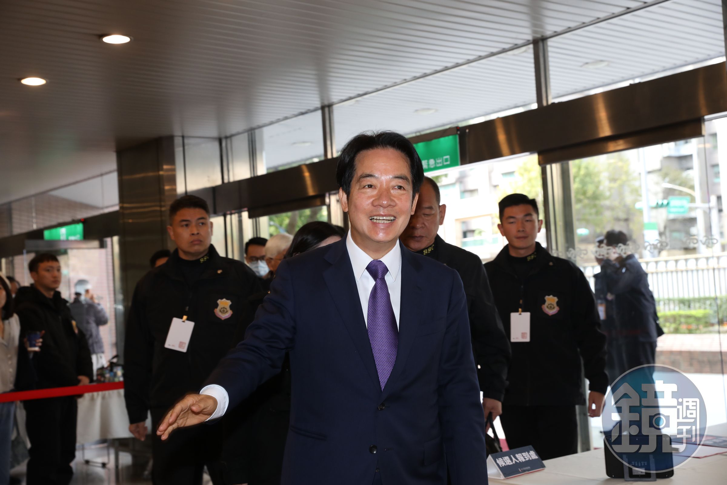 賴清德提出針對老中青的政策,稱要政府在人生每個階段都要當人民的後盾。