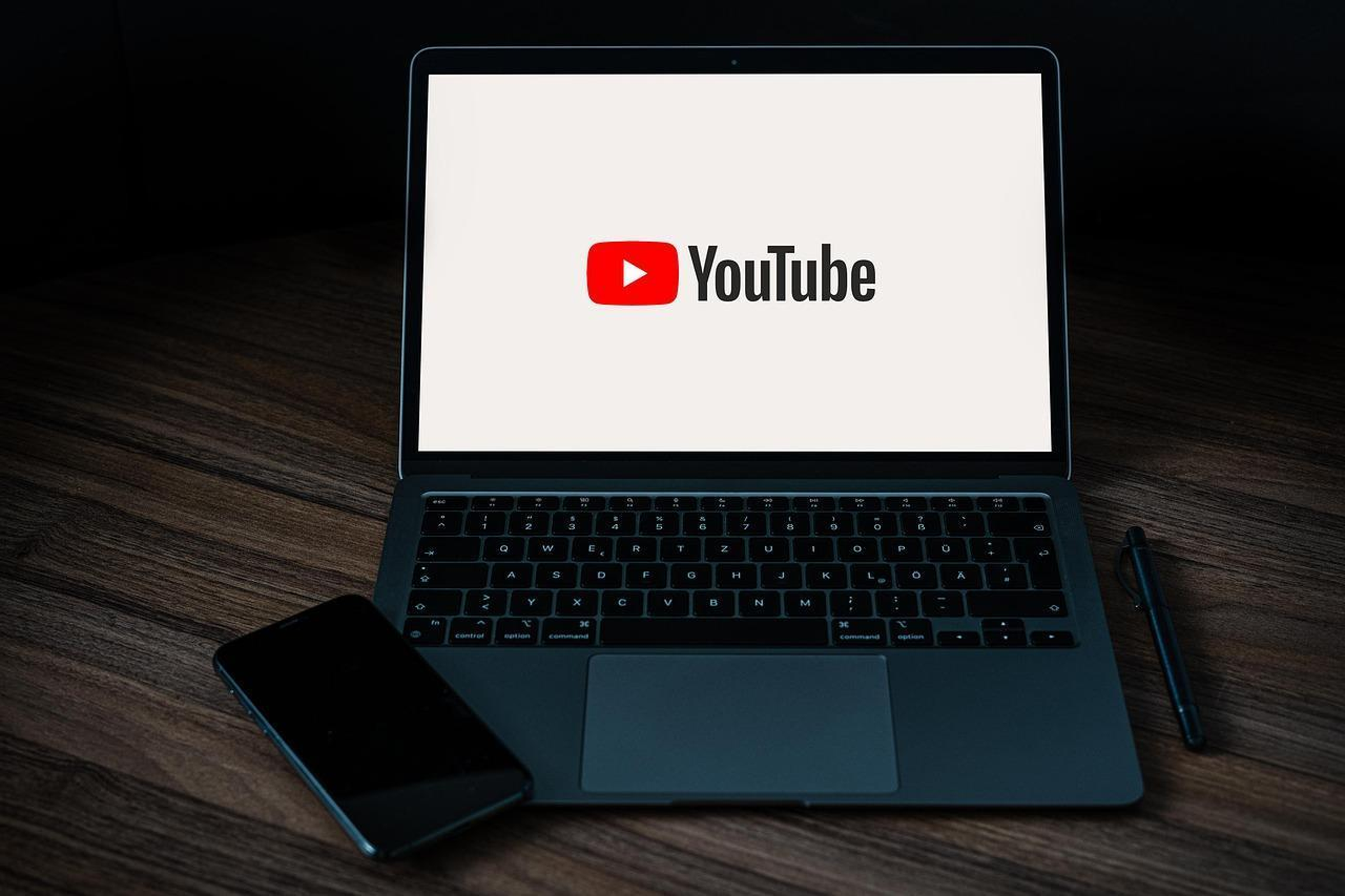 網友分享可以輕鬆地跳過YouTube的廣告的祕訣。(示意圖,Pixabay)