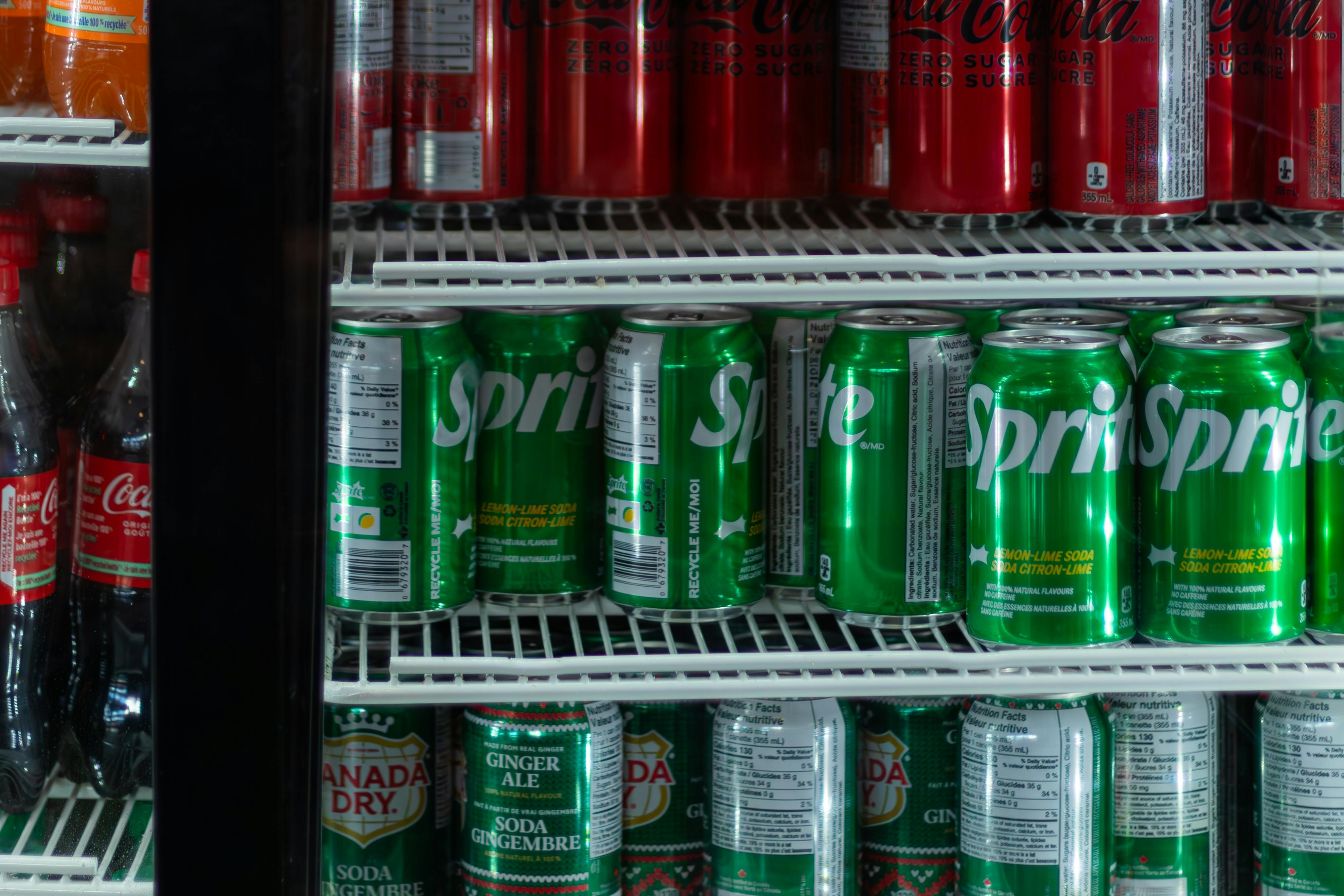 中國網友近日在社交平台發文，質疑雪碧汽水「悄悄換配方」，喝起來不像記憶中的味道。（pexels提供）