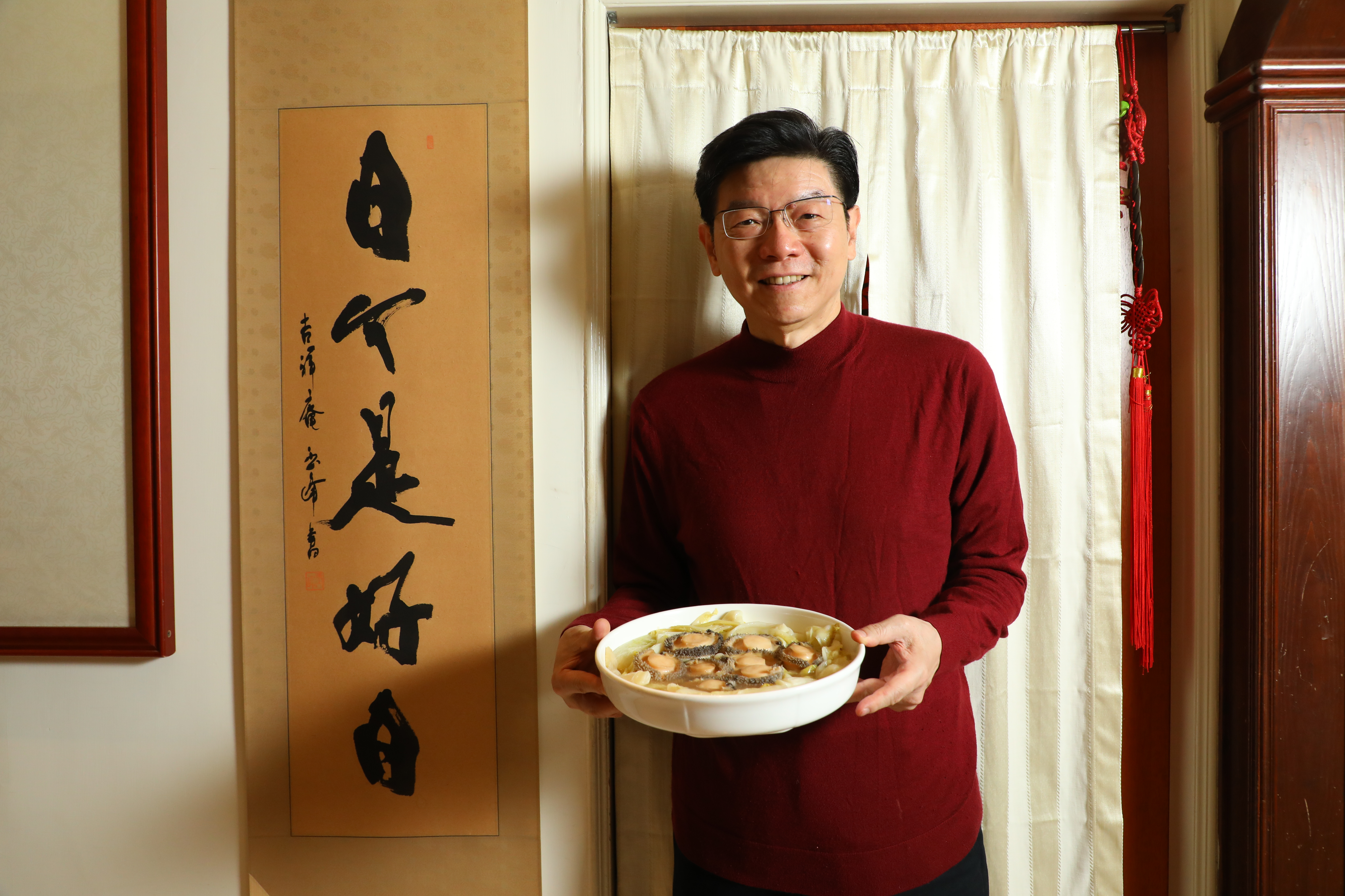 已出版兩本《裴社長廚房手記》的裴偉，現在正走遍全台，籌備以小吃為主題的第三本美食書。