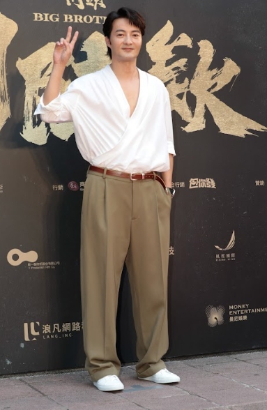 在《角頭2》中演出一鳴驚人的「壞壞」古斌開心「回娘家」,見到當時的夥伴超開心。