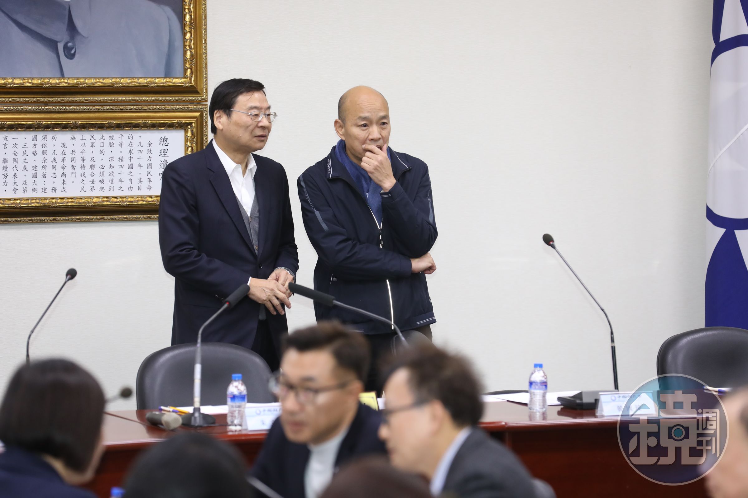 韓國瑜(右)成為國民黨推派之下屆立院龍頭接班人,今在臉書發聲支持國會改革。