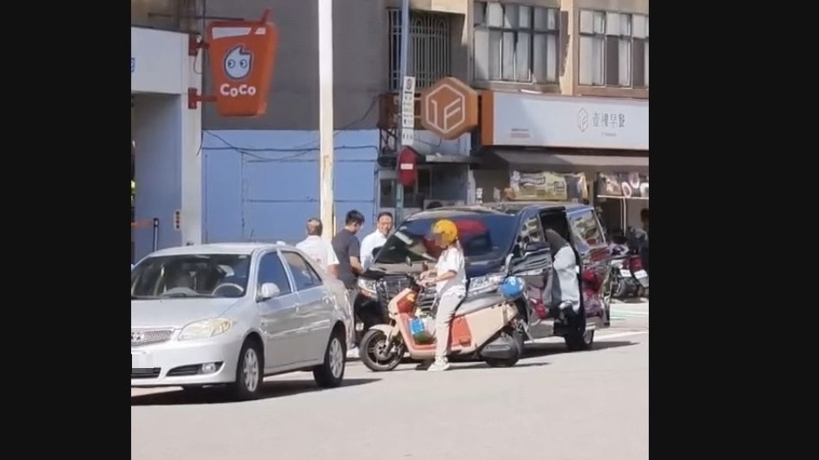 黃世杰爆座車違停 張善政競辦批:法律學霸變路霸