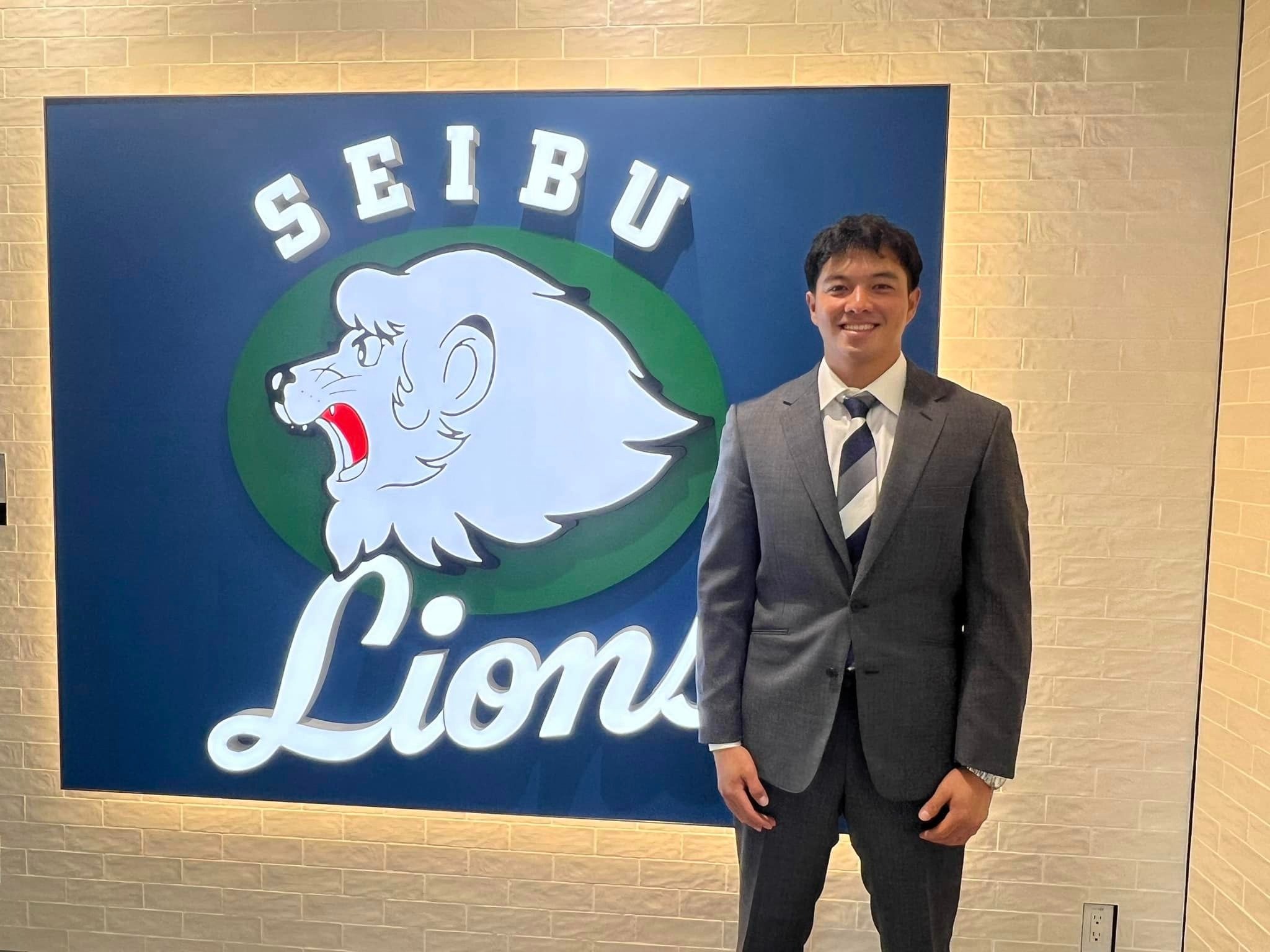 吳念庭含淚宣布離開西武，返台發展。（翻自吳念庭臉書）