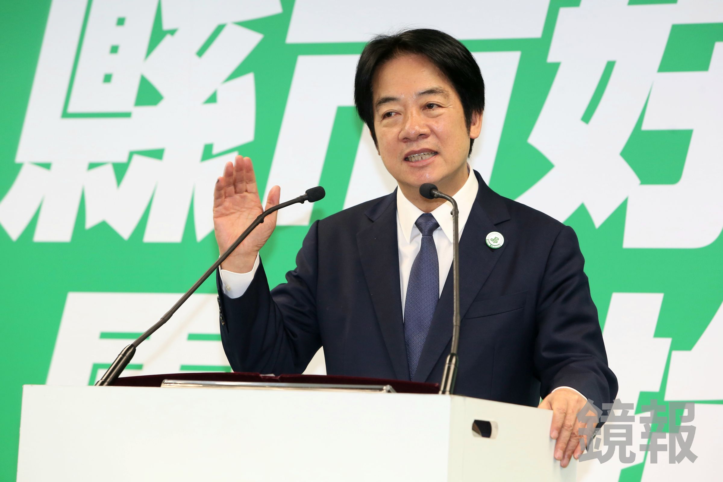 賴清德今日在中常會下令,要求所有黨公職與地方團隊,宣傳政府災害救助申請資訊。(鏡報姜永年)