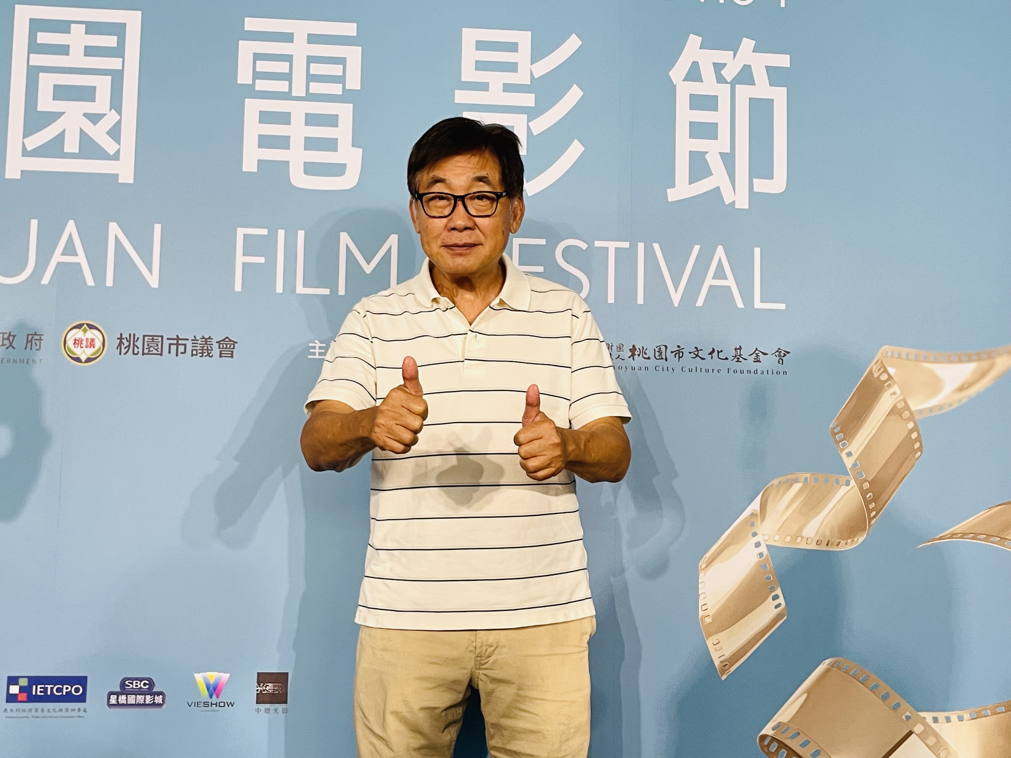 在《筧橋英烈傳》中飾演飛行員高志航的梁修身，因為不像軍人，被丟去軍中與真正的將士一起生活特訓，果然演活了空軍軍官。（桃園電影節提供）