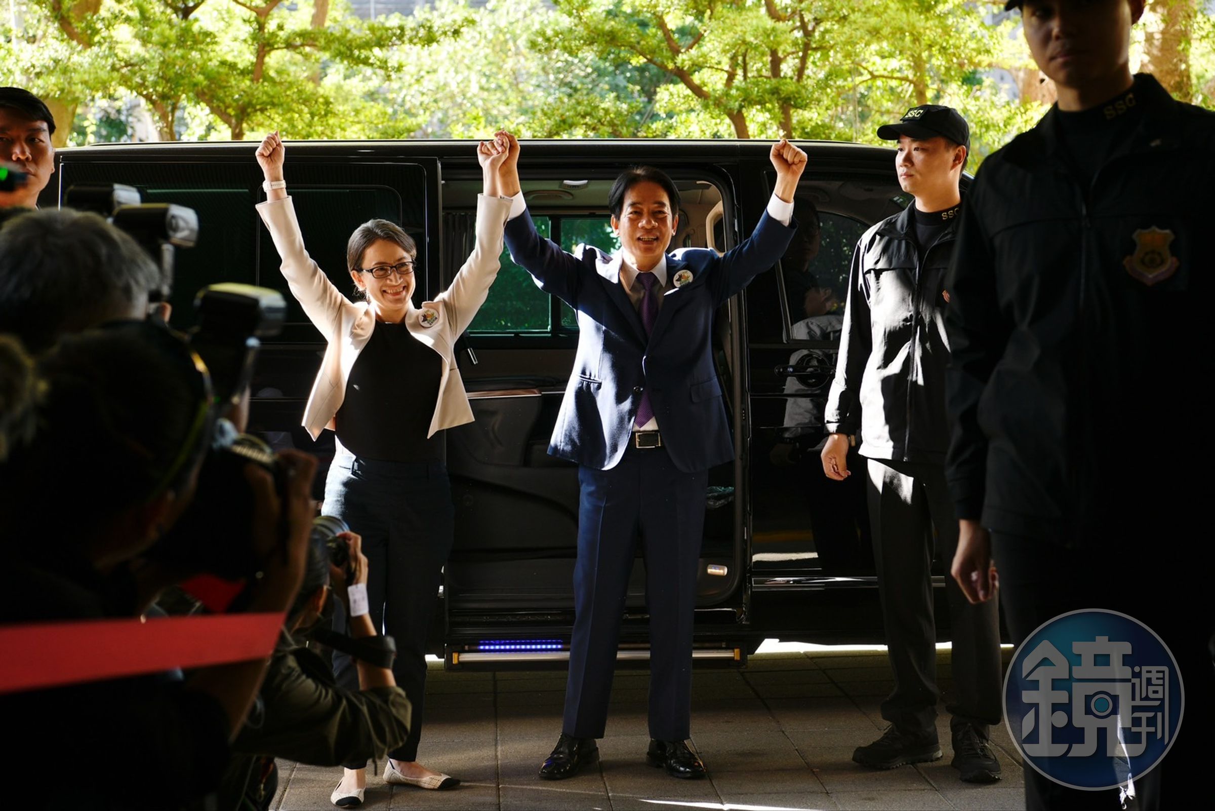 賴清德與蕭美琴今上午完成登記,國安大選特勤人員隨即接手維安工作。
