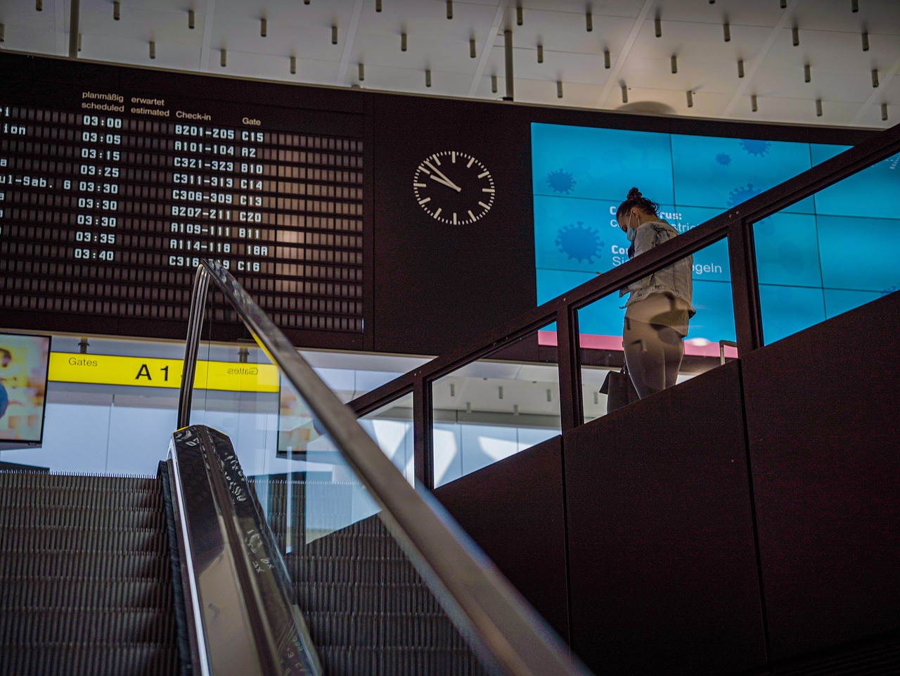 美國機場終於不再要求乘客拖鞋進行安檢了，該項是實施近20年的不受歡迎規定；示意圖。（Pixabay／Image by Dawid Lukomski）