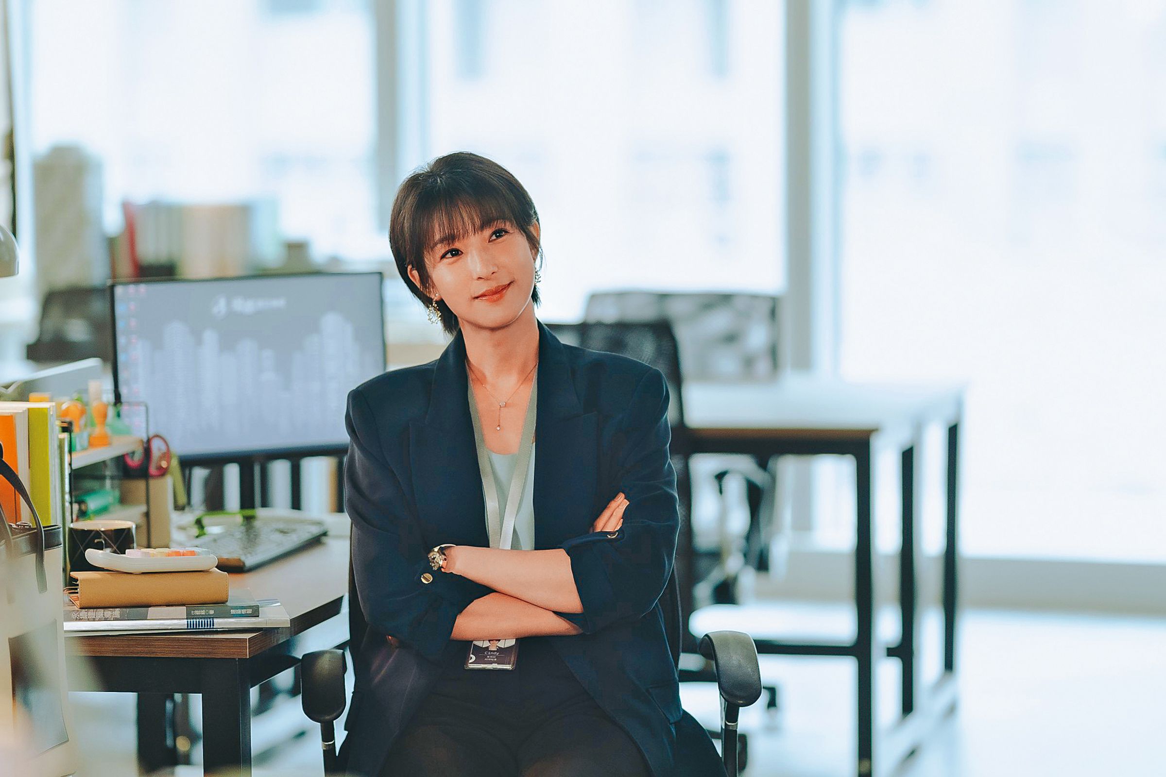 賴雅妍近期的戲劇作品為《祕書俱樂部》,女強人形象為她再帶來一波年輕粉。(TVBS提供)