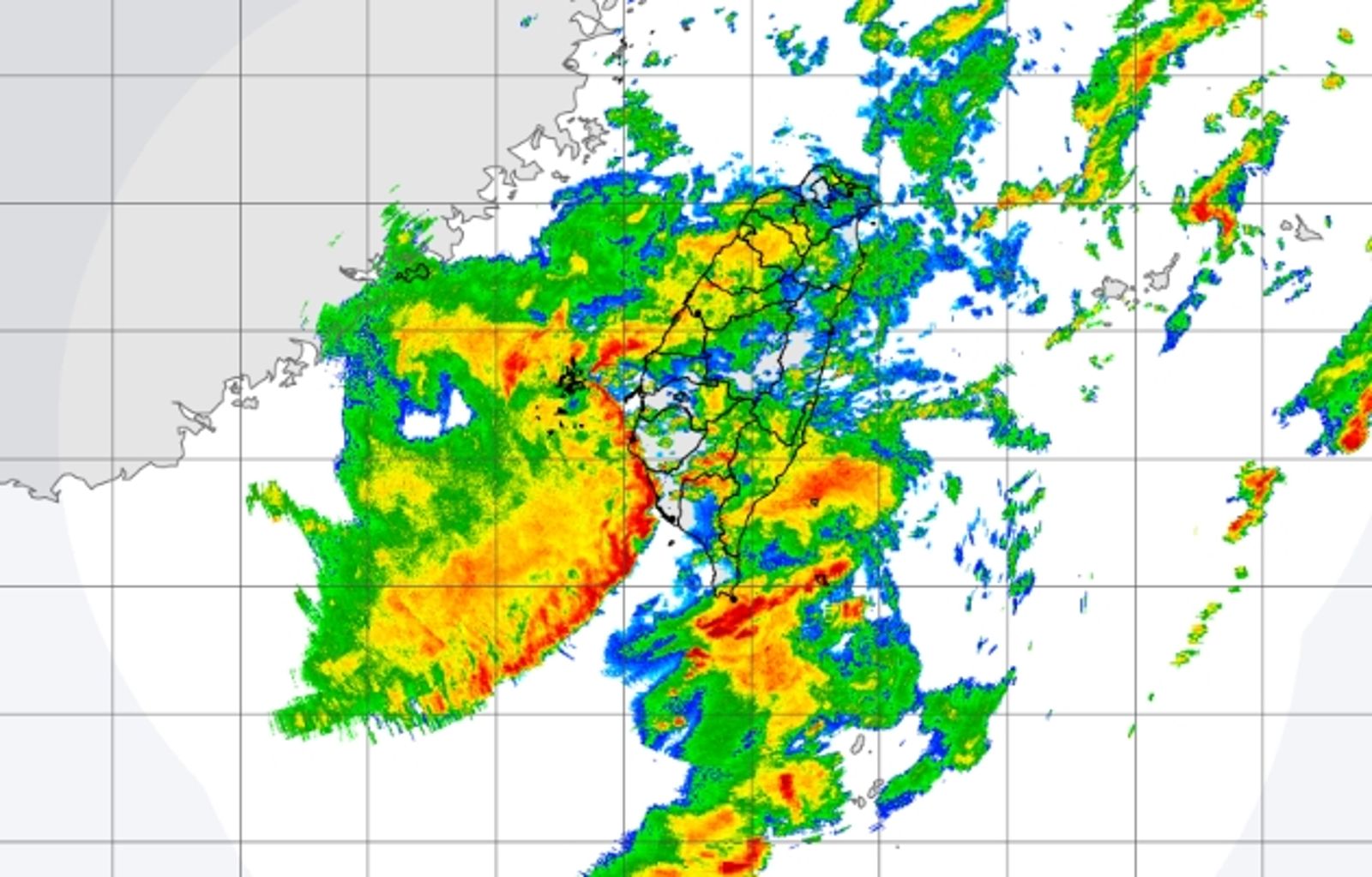 高屏響國家警報 5縣市慎防大雷雨!粉專提醒:台南、高雄風雨開始