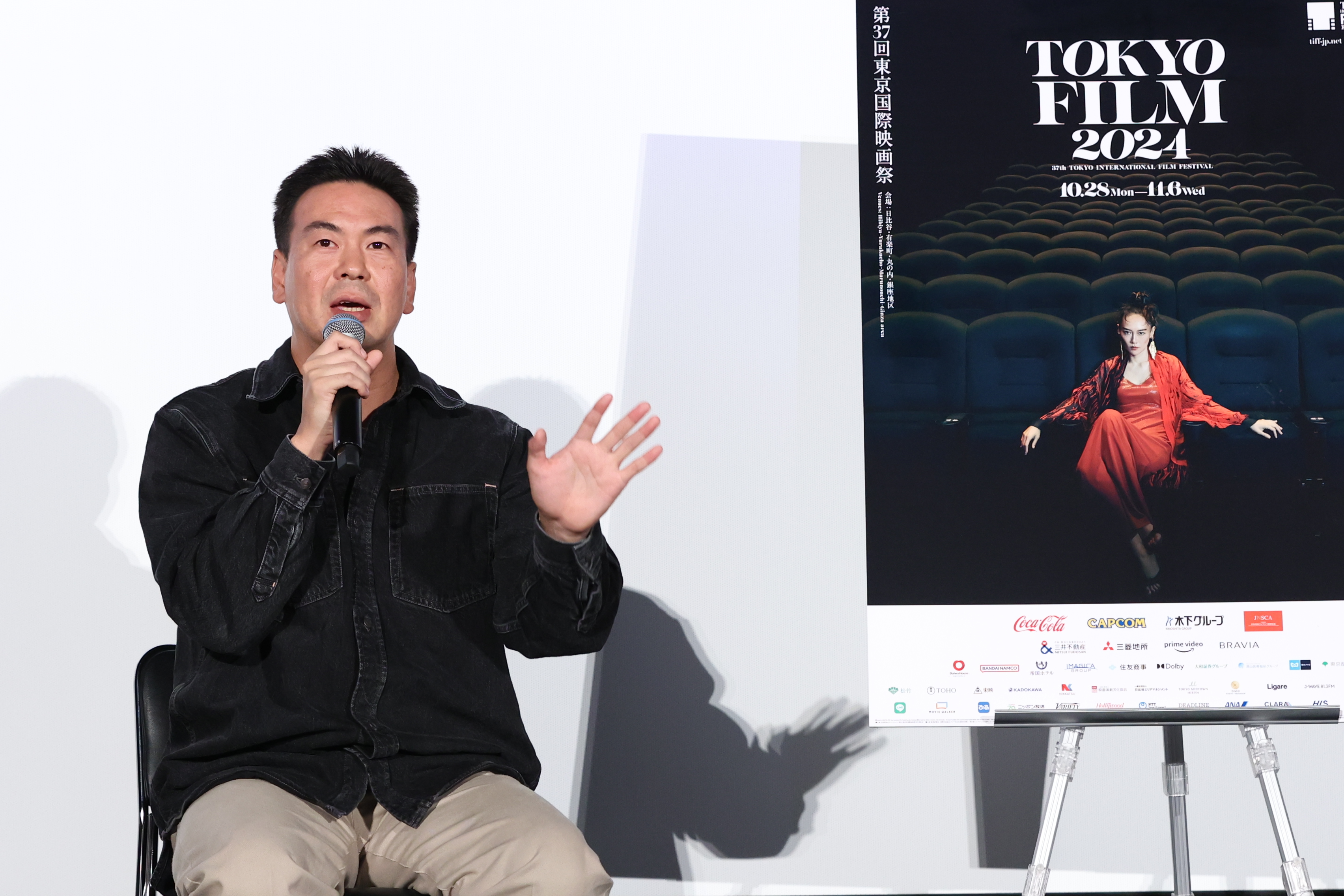 片山慎三導演透露拍攝親密戲前都與演員進行了充分的溝通，也配合女演員安排更多的女性工作人員在場。（東京國際影展提供）