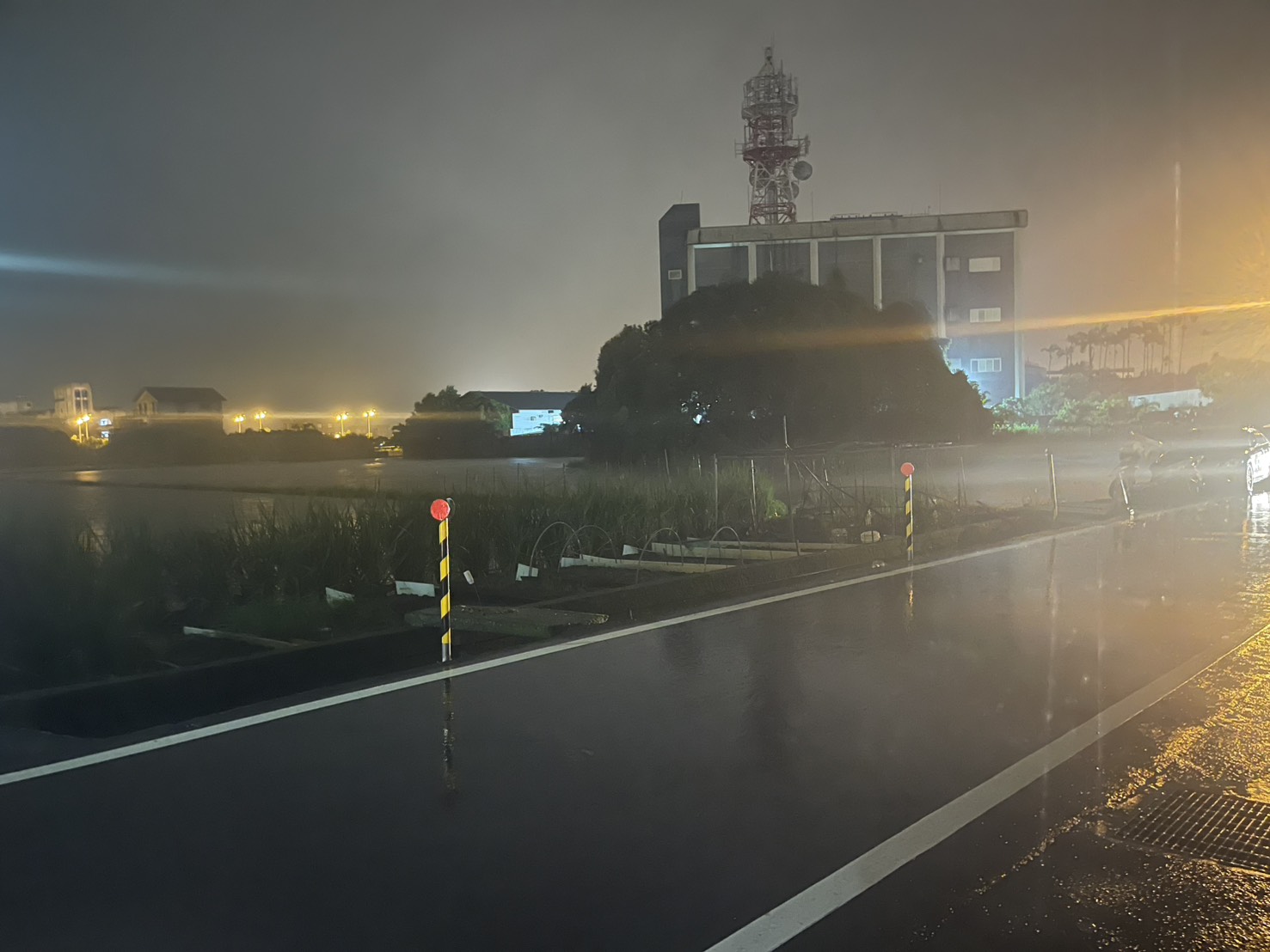 東北季風來襲，4縣市大雨特報。（本刊資料照）