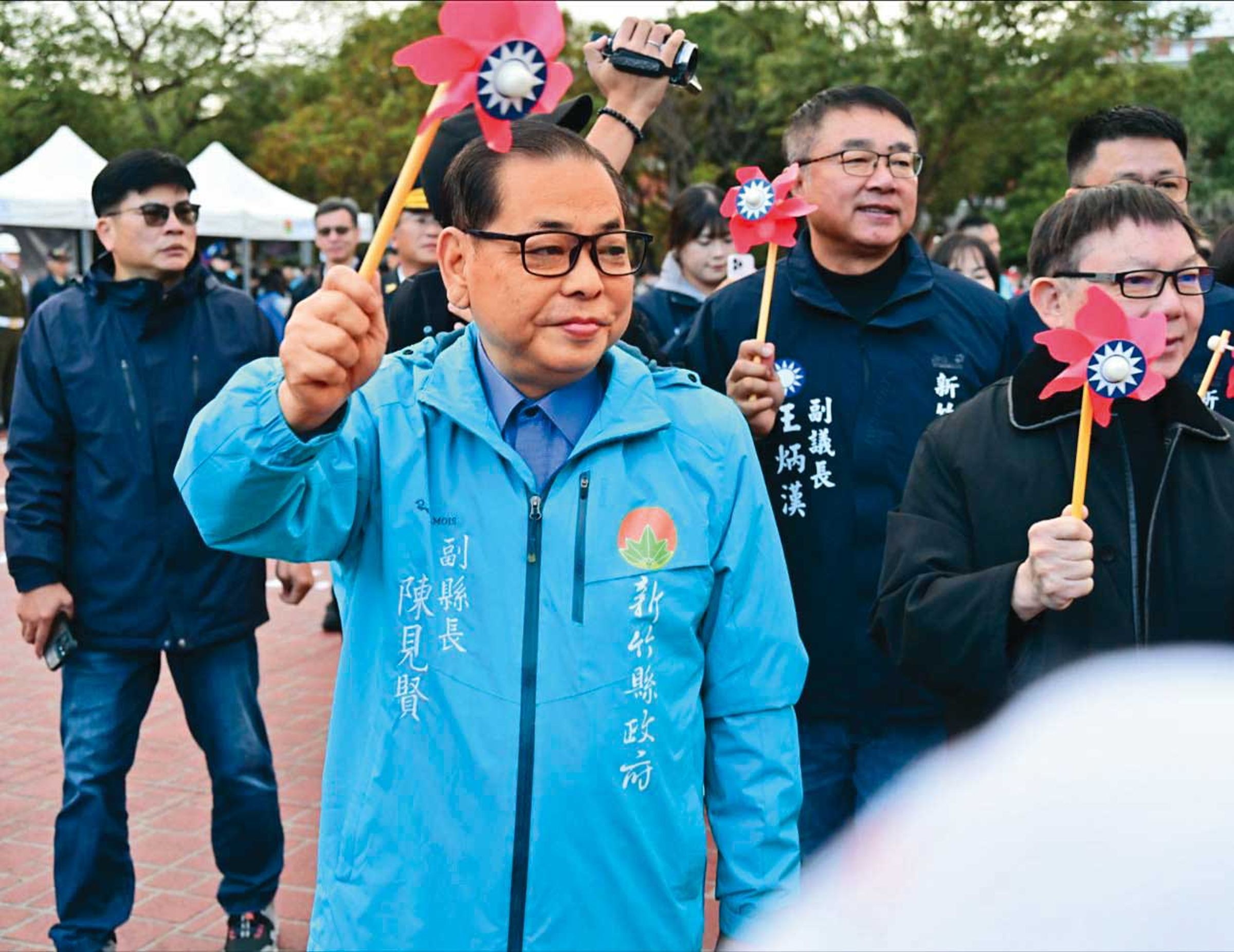爭取新竹縣長提名的陳見賢被指染黑，並涉「新豐光星自辦市地重劃區計畫修正案」圖利特定對象，陳辦祭出法律途徑強硬回擊。（翻攝陳見賢臉書）