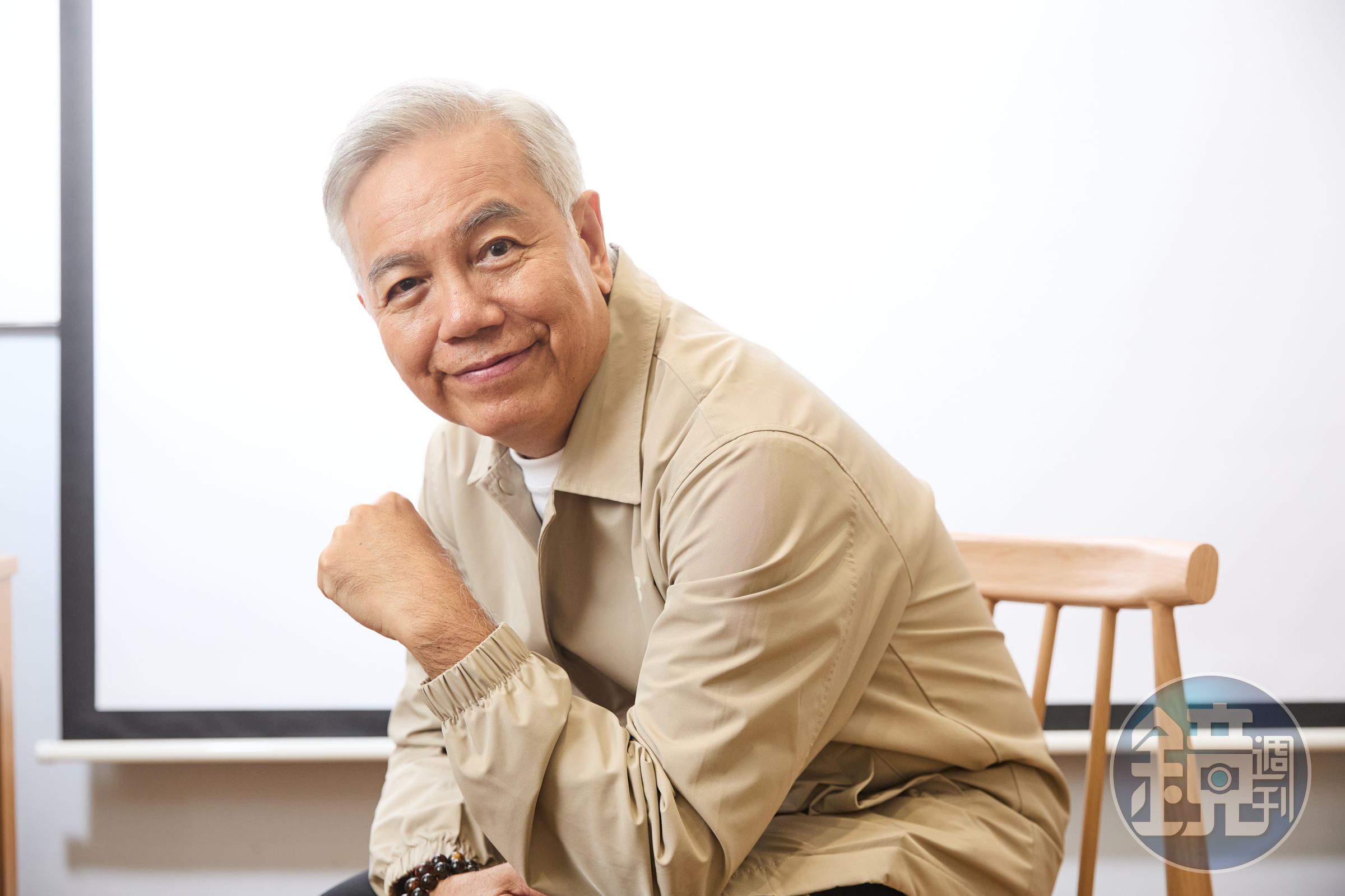 如今的田啟文真的比幾十年前帥。