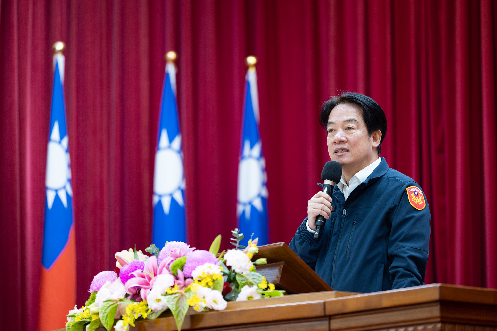 賴清德日前出席警政署署務會報，一番期勉警察同仁加油的言論竟被要求道歉。（總統府提供）