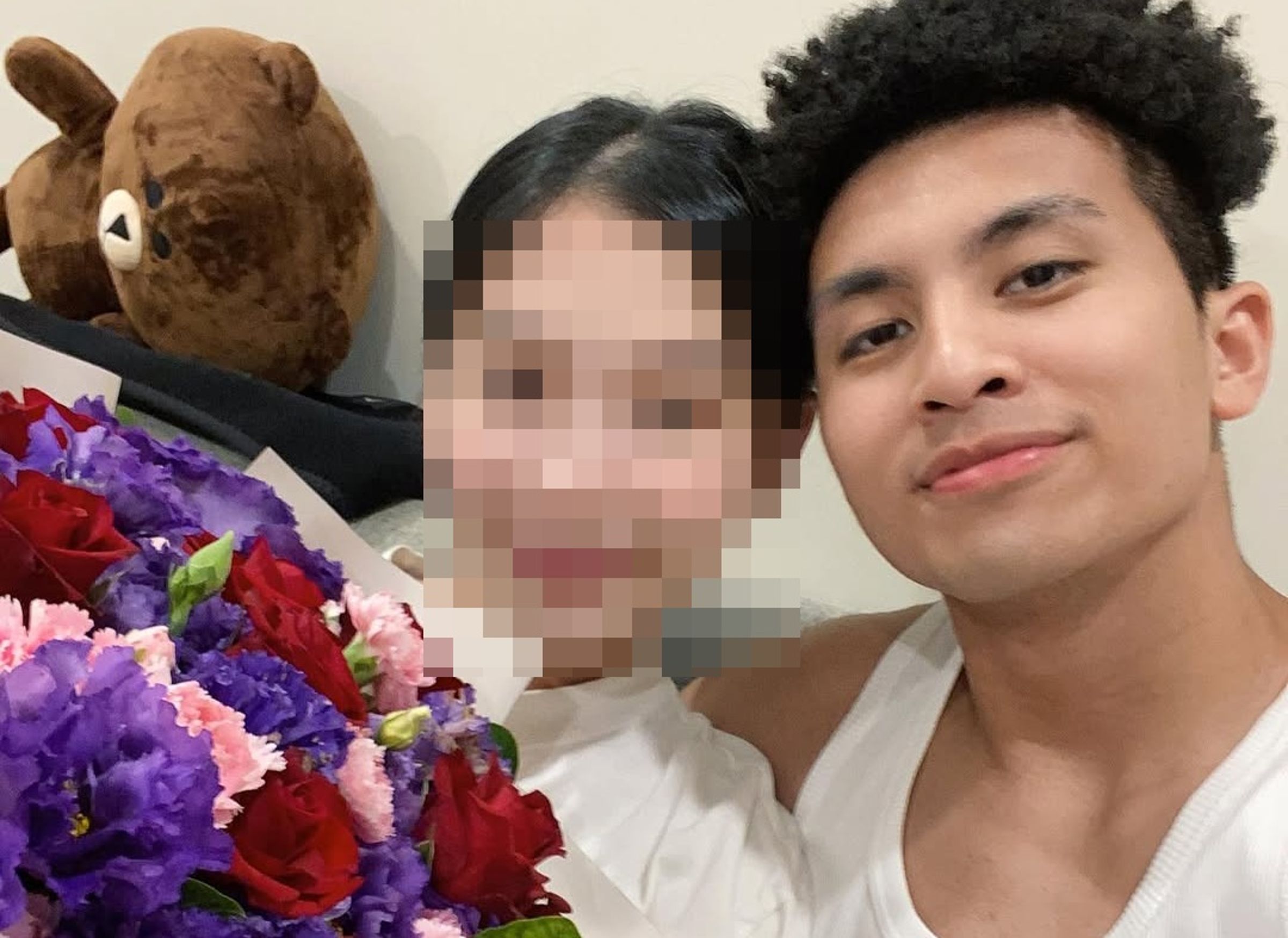 高家3兄弟去年底互毆影片曝光,高國豪妻子發文澄清「不是聚會吃飯」,同時暗指有人刻意陷害。(翻攝自高國豪臉書)