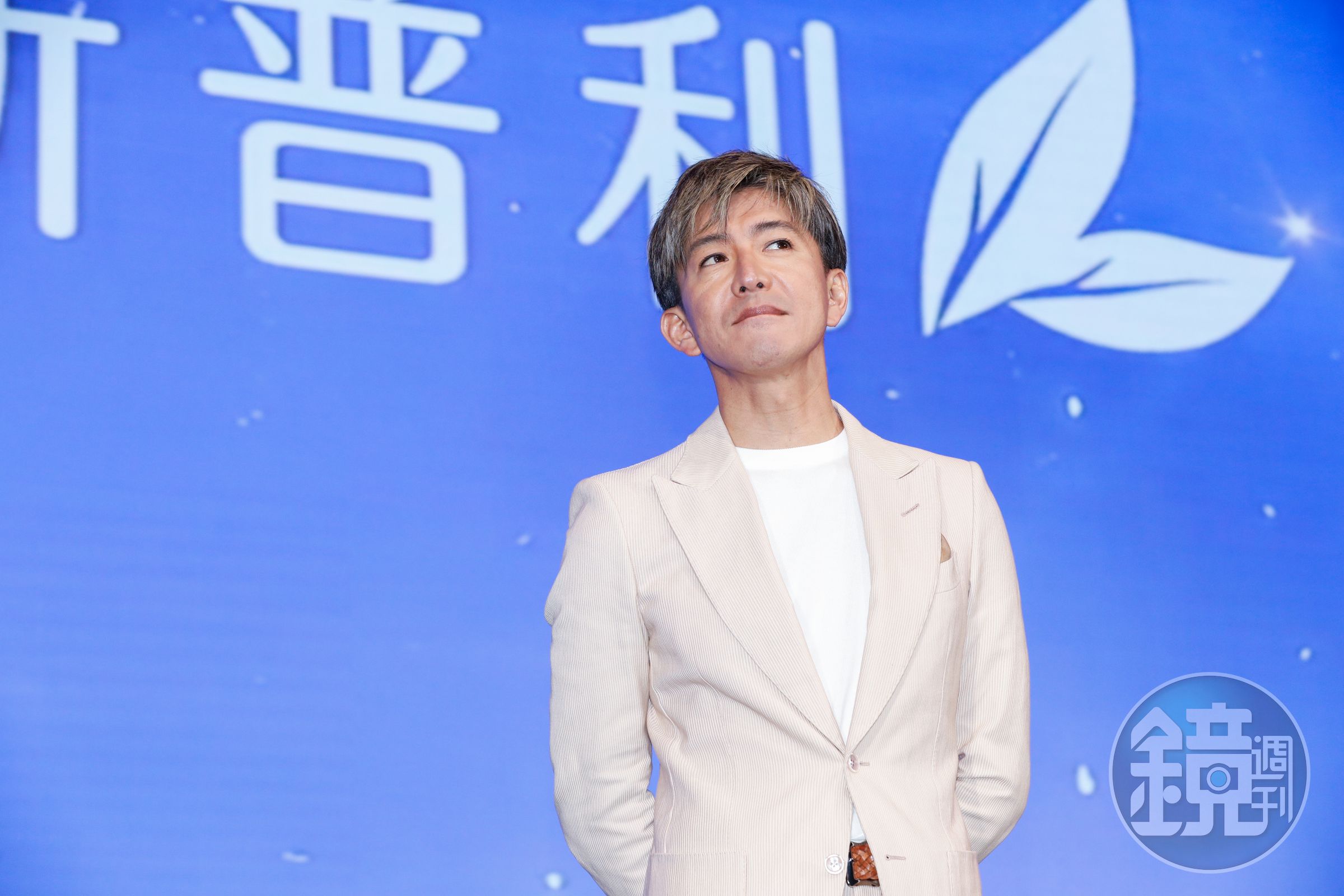 木村拓哉咬唇動作不能遺漏。