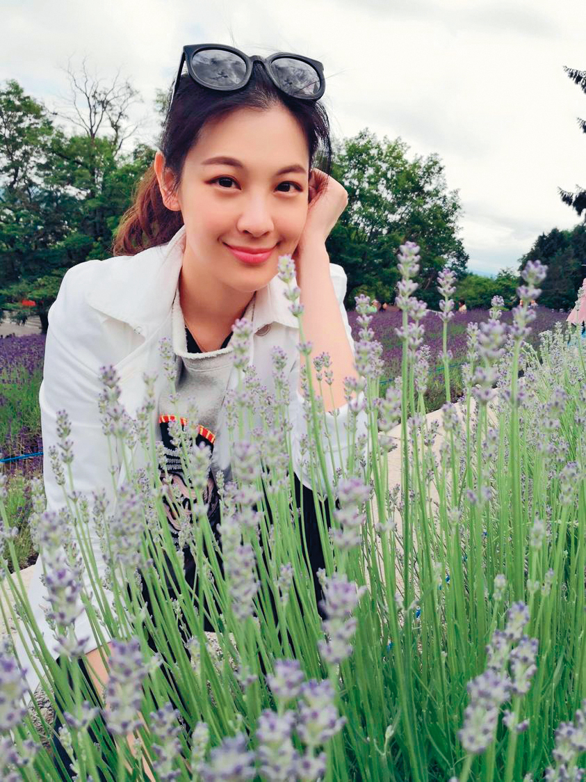 林若亞對於孫志浩與賈靜雯的女兒視如已出。(取自林若亞臉書)