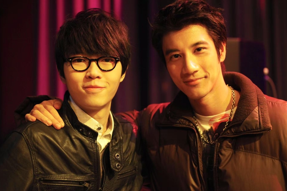 方大同曾客串王力宏的電影《戀愛通告》，兩人成了好友。（翻攝自網路）