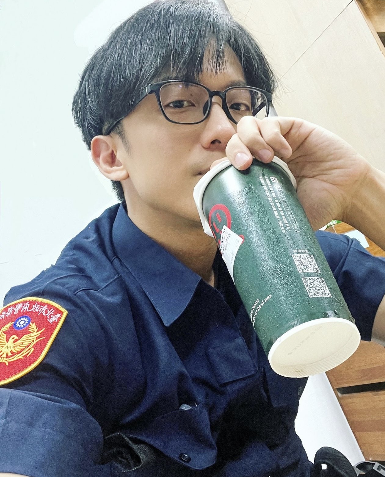 婁峻碩的堂哥是名警員。（翻攝自louhaha_kk IG）